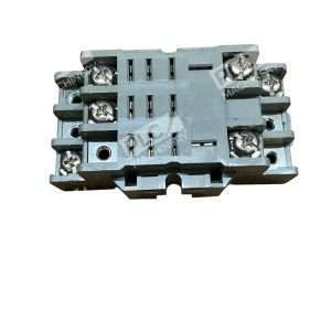 IDEC SH3B-05 Relay Socket 11-Pin 3PDT 10A 300V DIN Rail