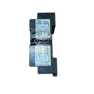 Panasonic Matsushita 2-M4X26 TB8B Relay Socket 250V 7A DIN Rail Mount Base