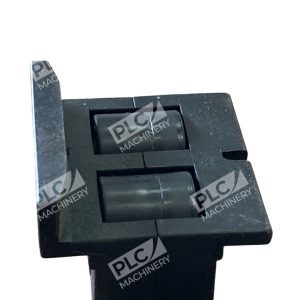 Bosch 3 842 319 503 Roller Element Housing Guide Block Conveyor Component