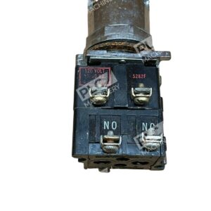 5282F Illuminated Green Pushbutton 120V 5060Hz 63V Lamp