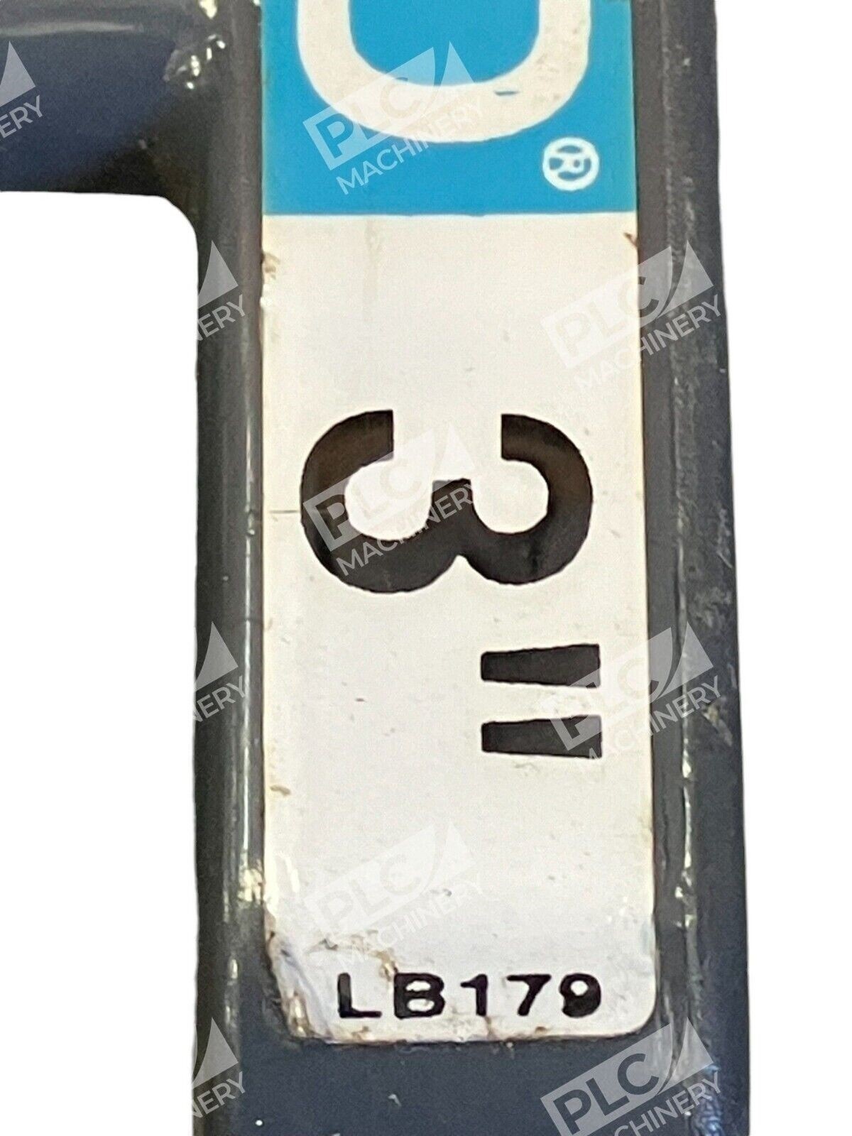 Hayward 3" Butterfly Valve Body PVC Disc PVC Stem 416SS Liner EPDM - Image 5