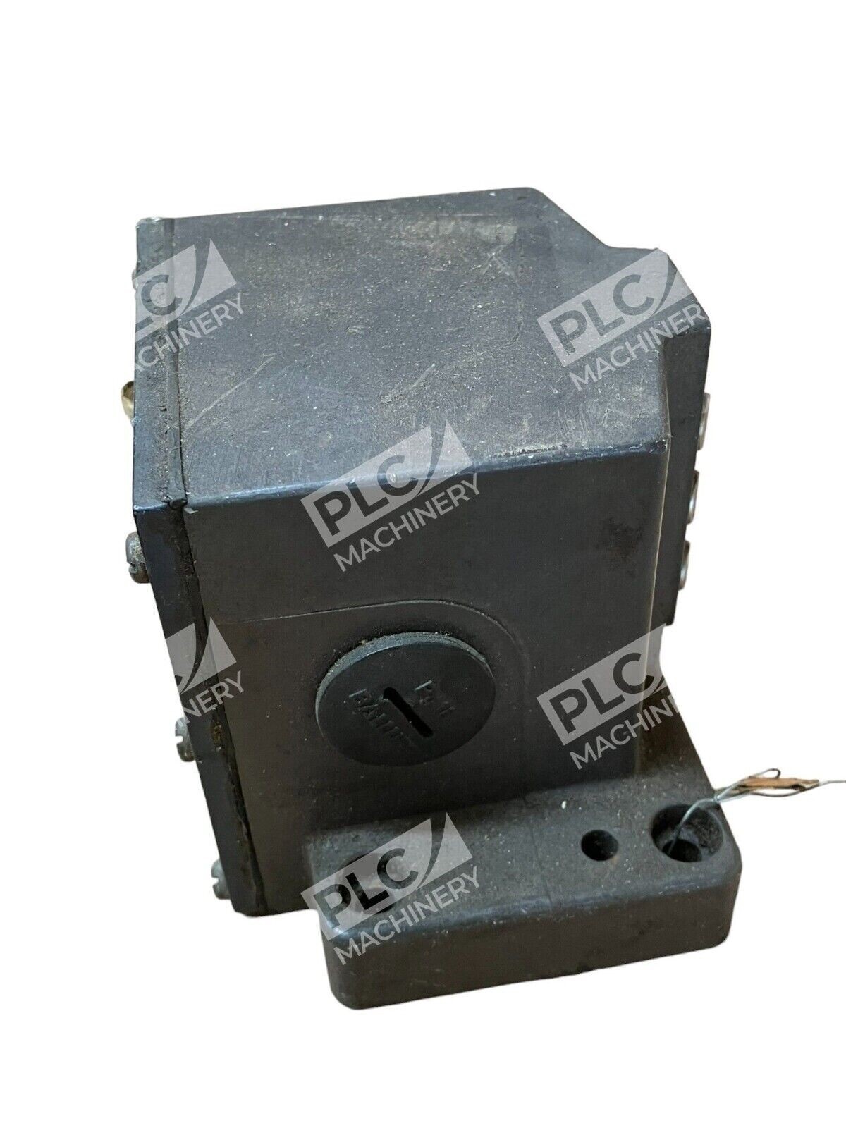 Balluff BNS 519-D3-D16-100-10 Switch 6A 240VAC - Image 4