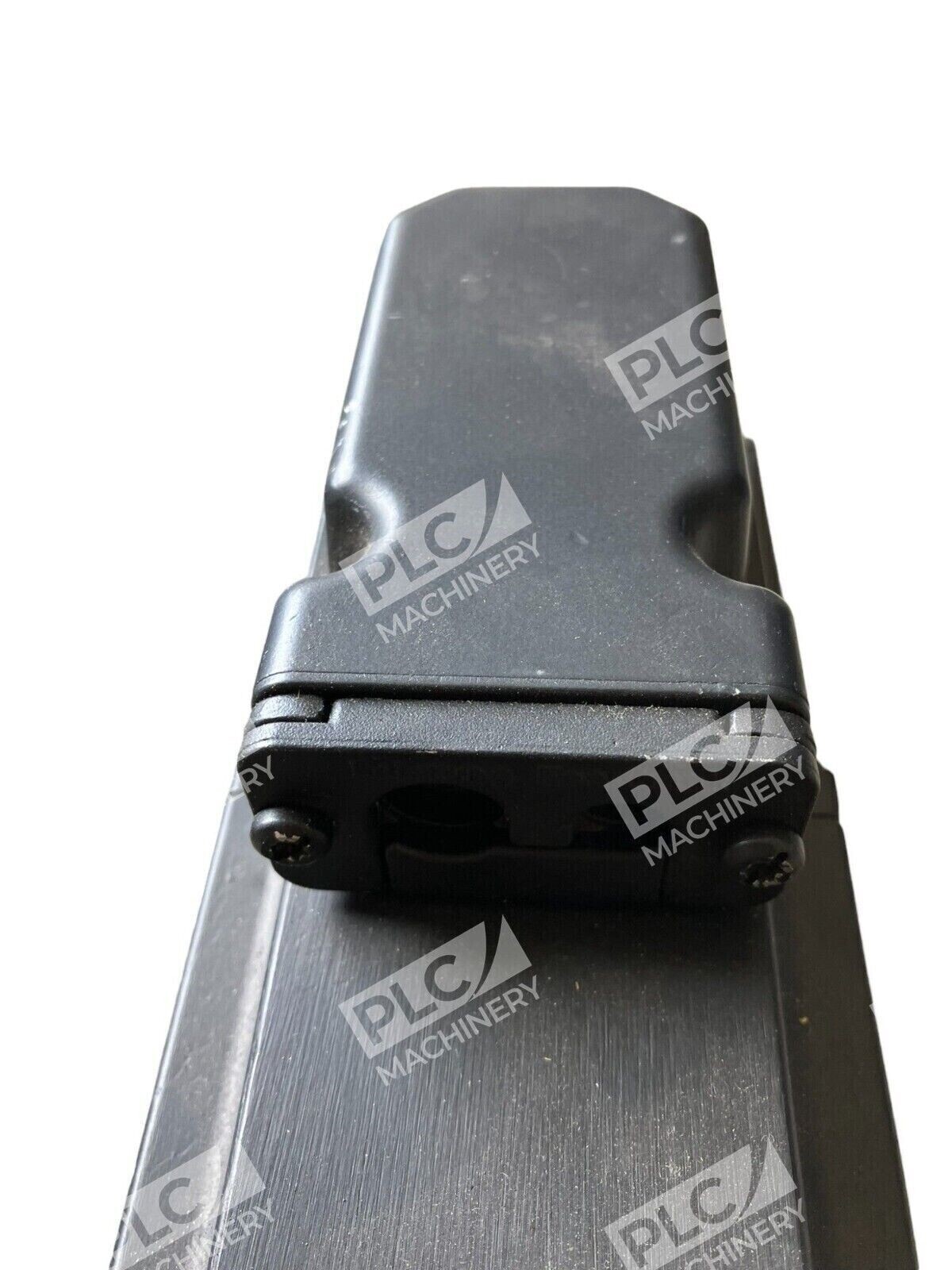 Rexroth R911262600 Servo Motor MKD041B-144-KP0-KN - Image 5