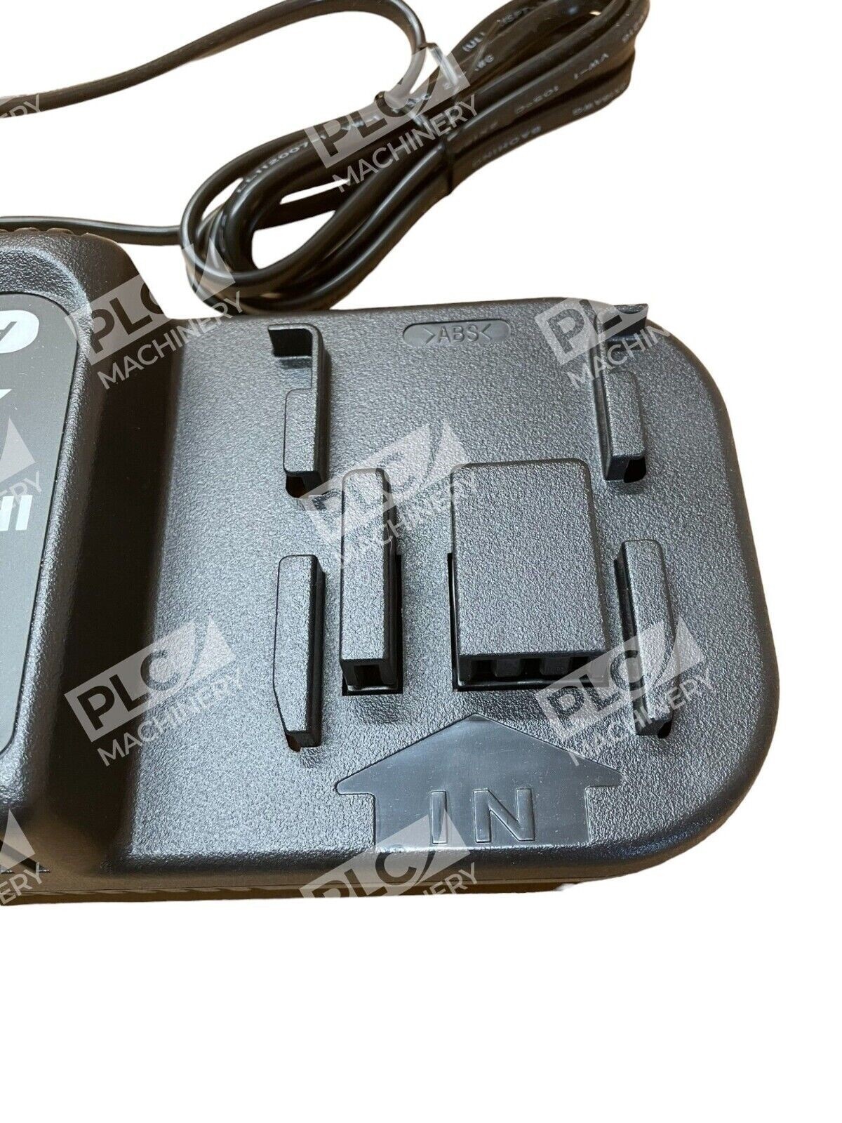 Hitachi UC24YFB Charger 24V Ni-Cd Ni-MH - Image 8