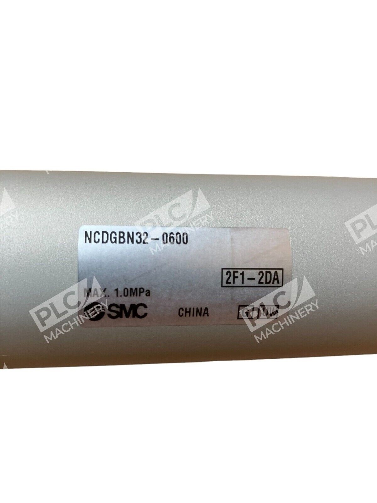 SMC NCDGBN32-0600 Pneumatic Double Acting Cylinder - Image 3