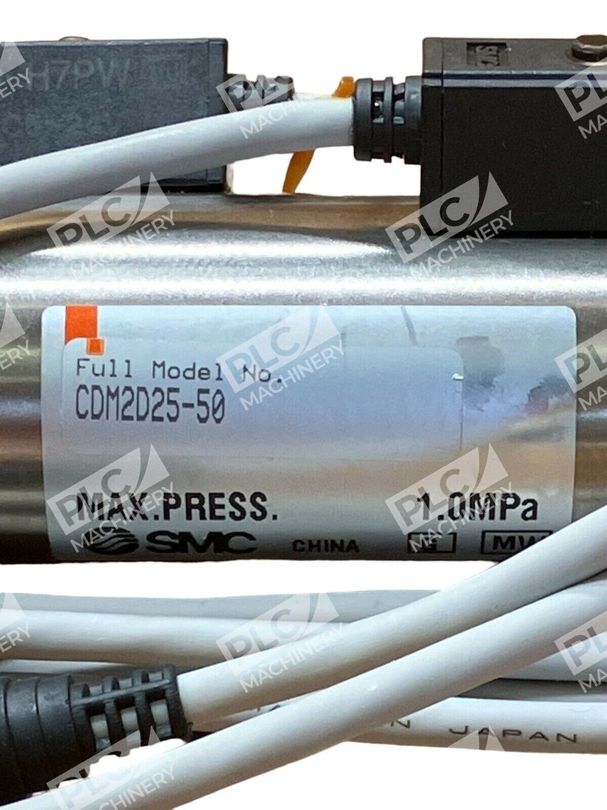 SMC CDM2D25-50 25MM Bore 50MM Stroke Pnuematic Cylinder - Image 3