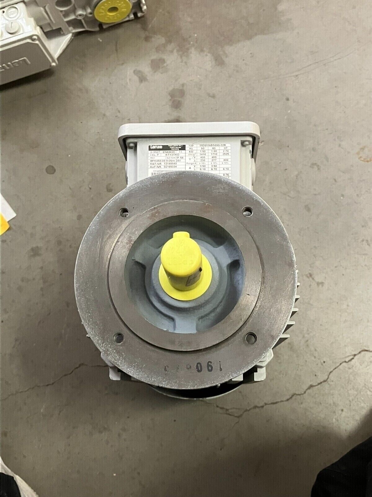 Lenze 3-Mot EN60034 MDSMABS090-32B Servo Motor - Image 5