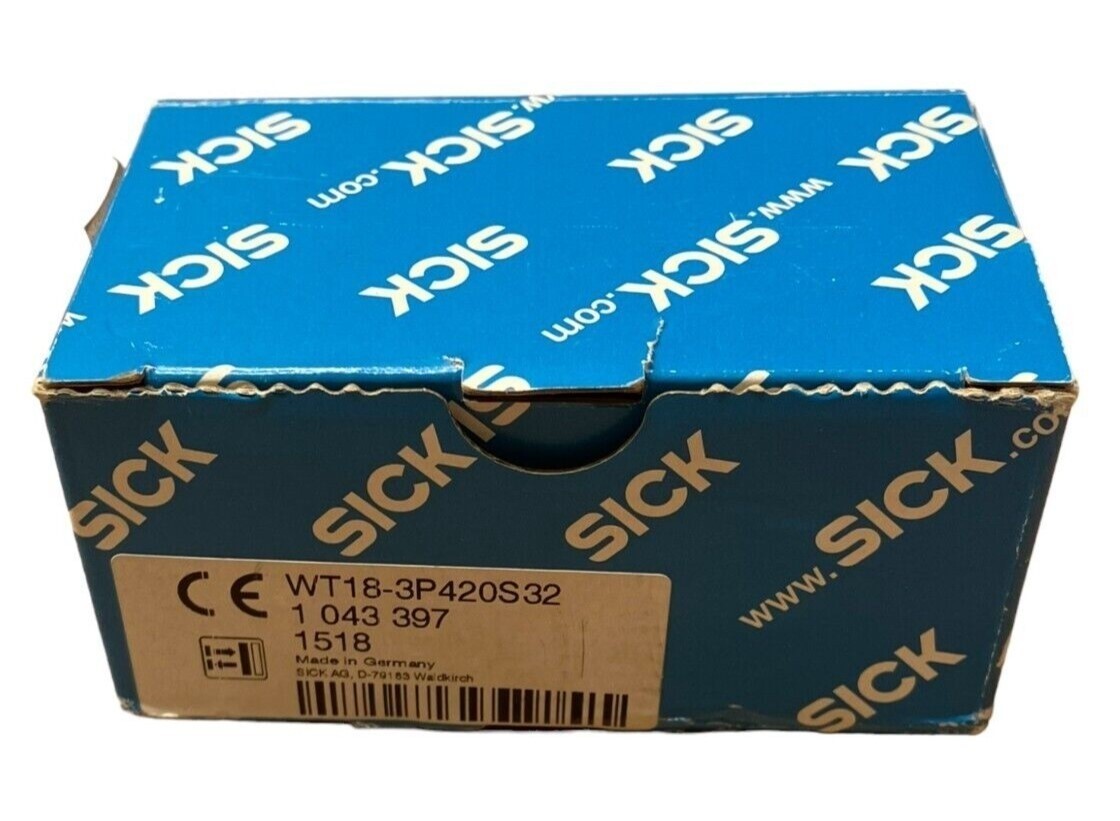 Sick WT18-3P420S32 Photoelectric Sensor 1043397 - Image 2