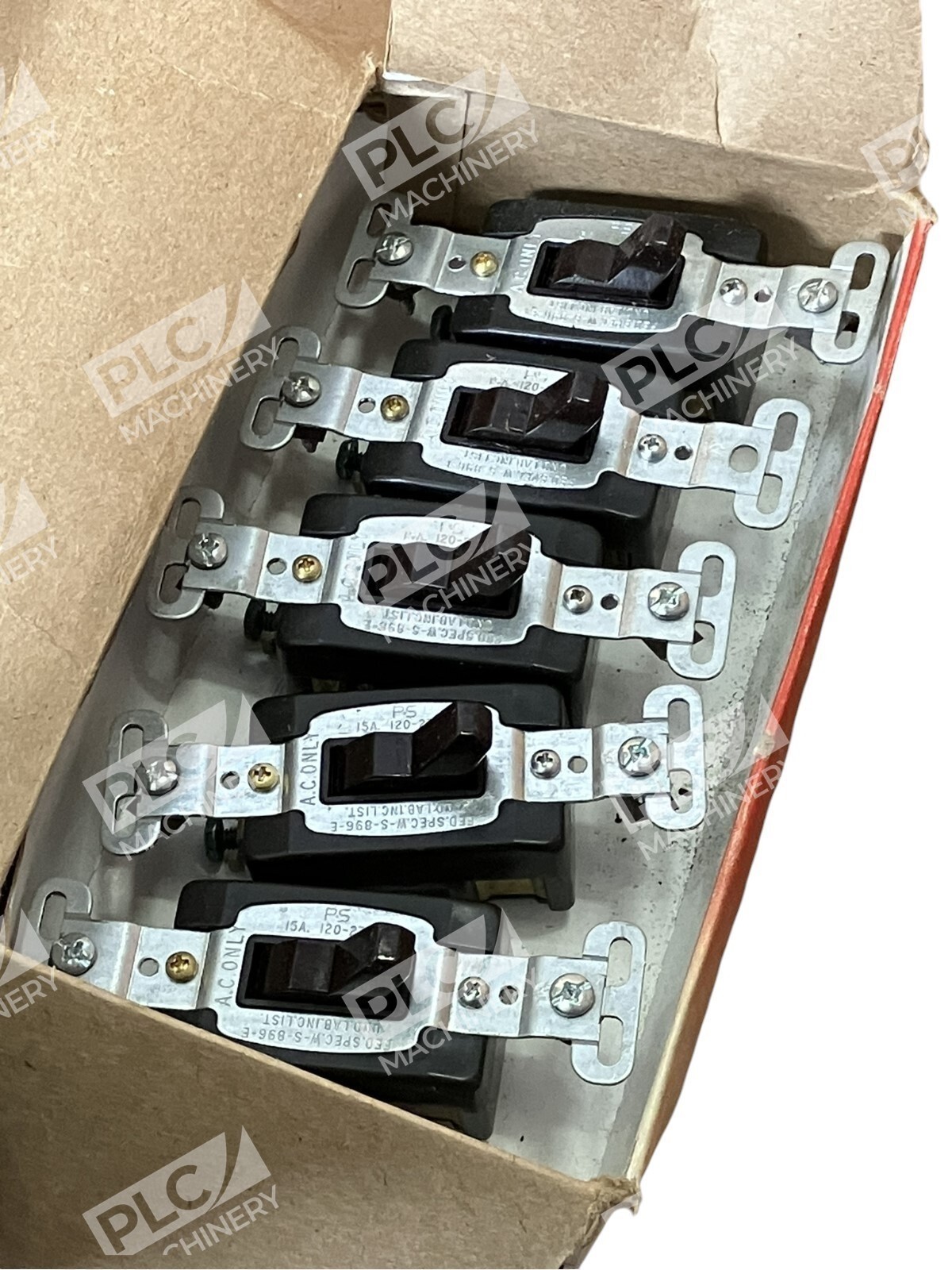 Pass & Seymour CS315 Three Way Switch (Box of 10) - Image 3
