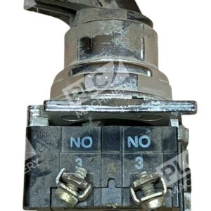 Cutler Hammer 10250T/S1000T - Cutler Hammer Eaton A600 P600 Lever Switch W/ Contact Block