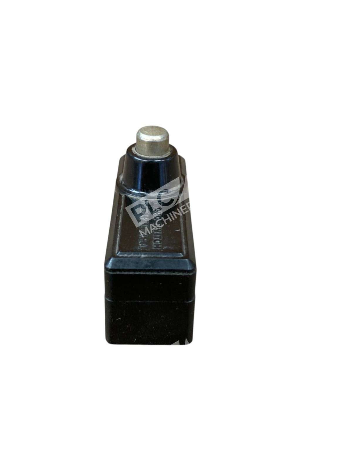 Micro Switch Honeywell 9404 25A Plunger Actuator YE-2RB-A2 - Image 3