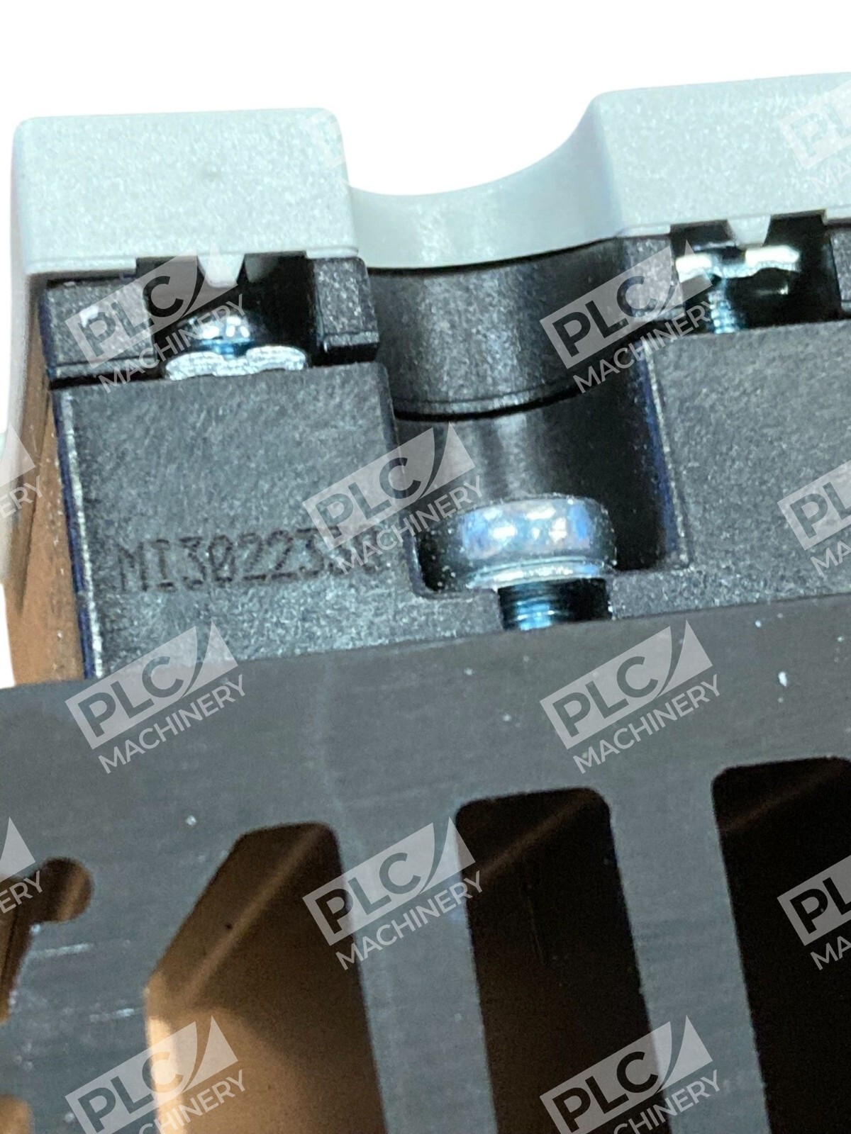 Carlo Gavazzi AC1 50A 230V AC53a 15A 230V 3-32V 3hp Solid State Relay RM1A23D50 - Image 6