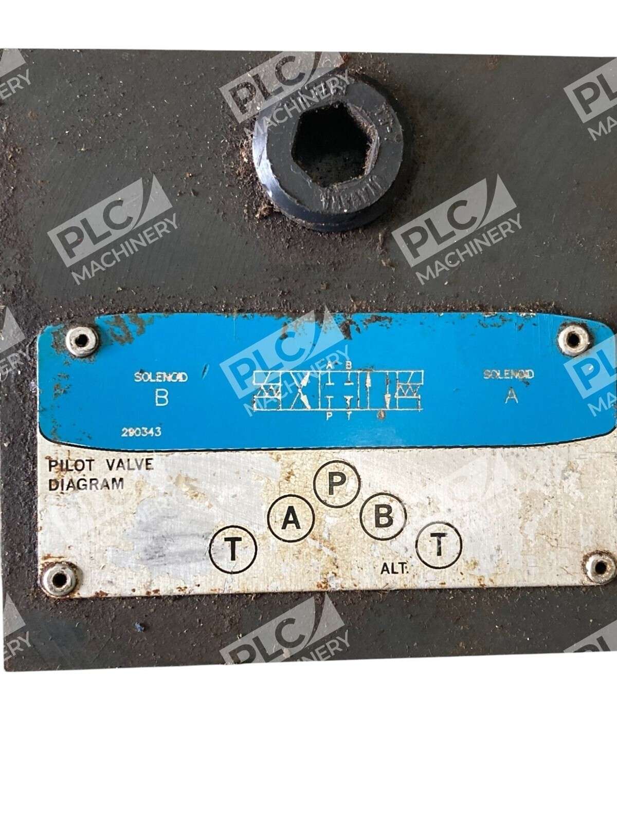 Vickers Solenoid Pilot Valve 290343 - Image 5