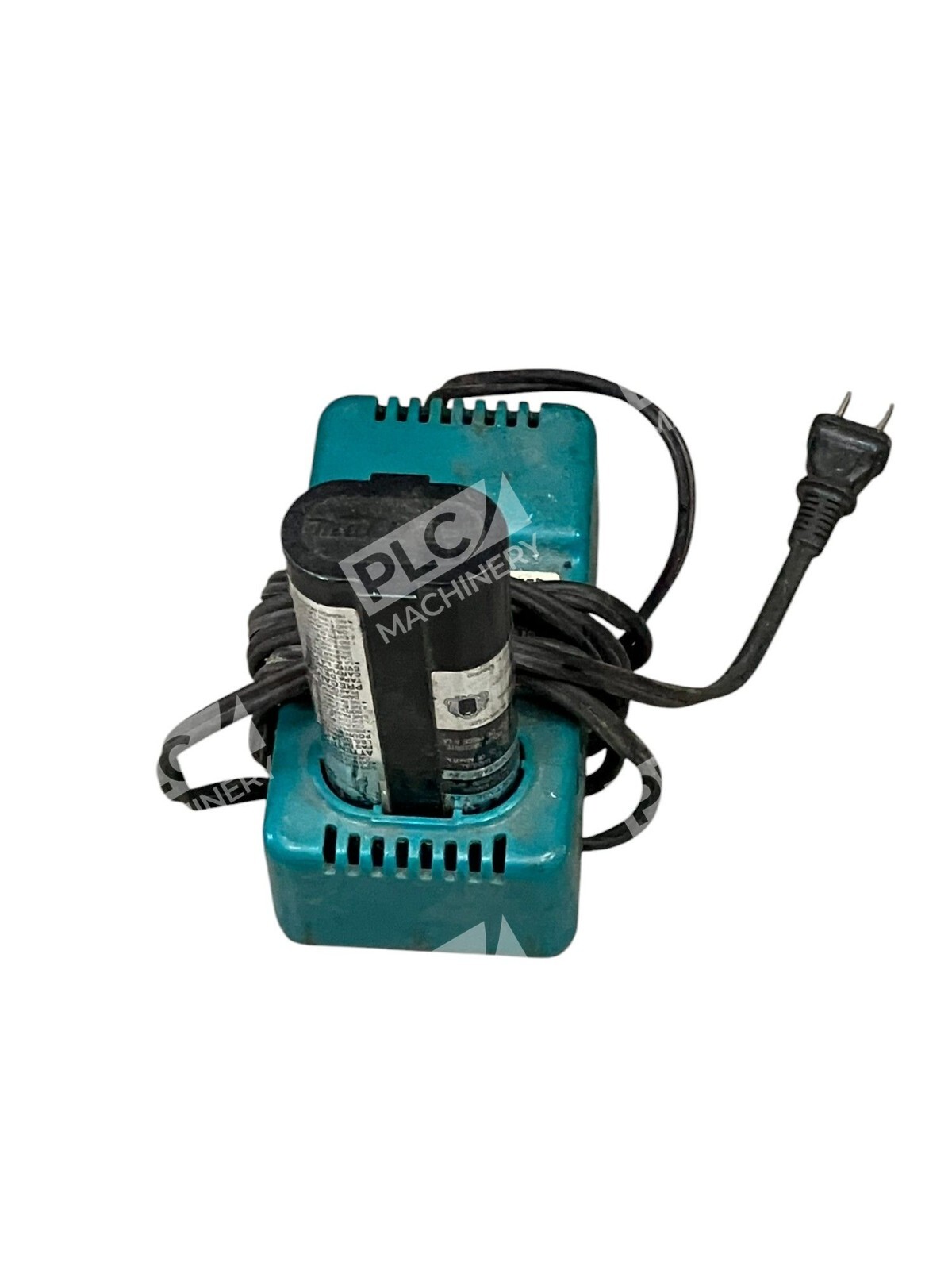Makita DC7010 - Makita 115V 25W 50-60Hz 7.2VDC 1.5A Fast Charger DC7010 w/ B