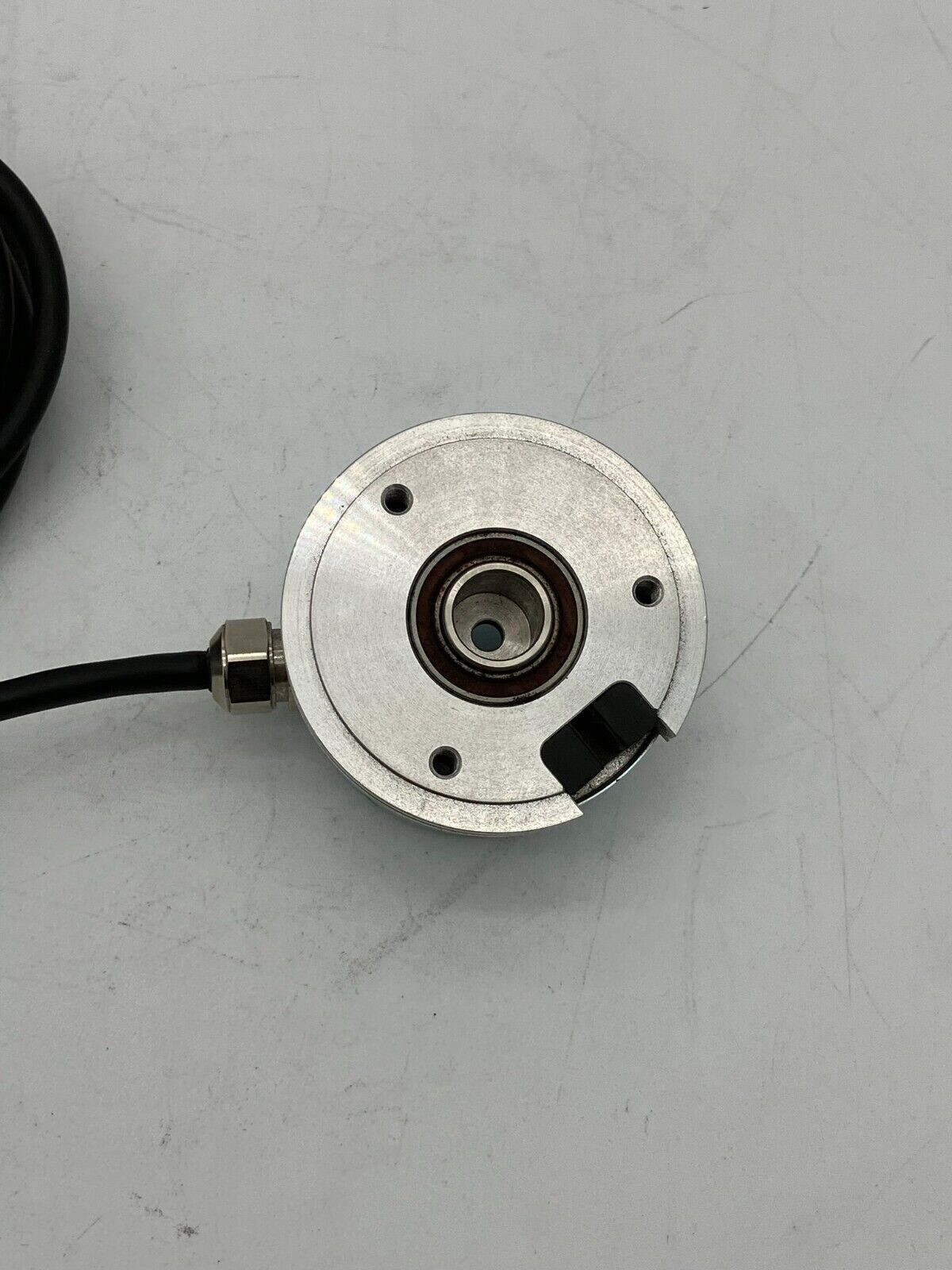 Baumer BHF 16.05A2000/10600158 Encoder - Image 4