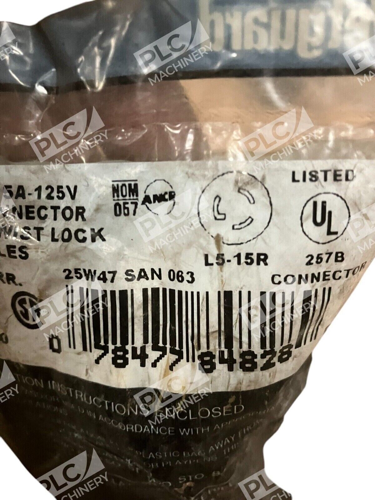 Leviton 2-P 3 Wire 15A-125V Twist-Lock Wetguard Connector OD55SO-1740 - Image 4