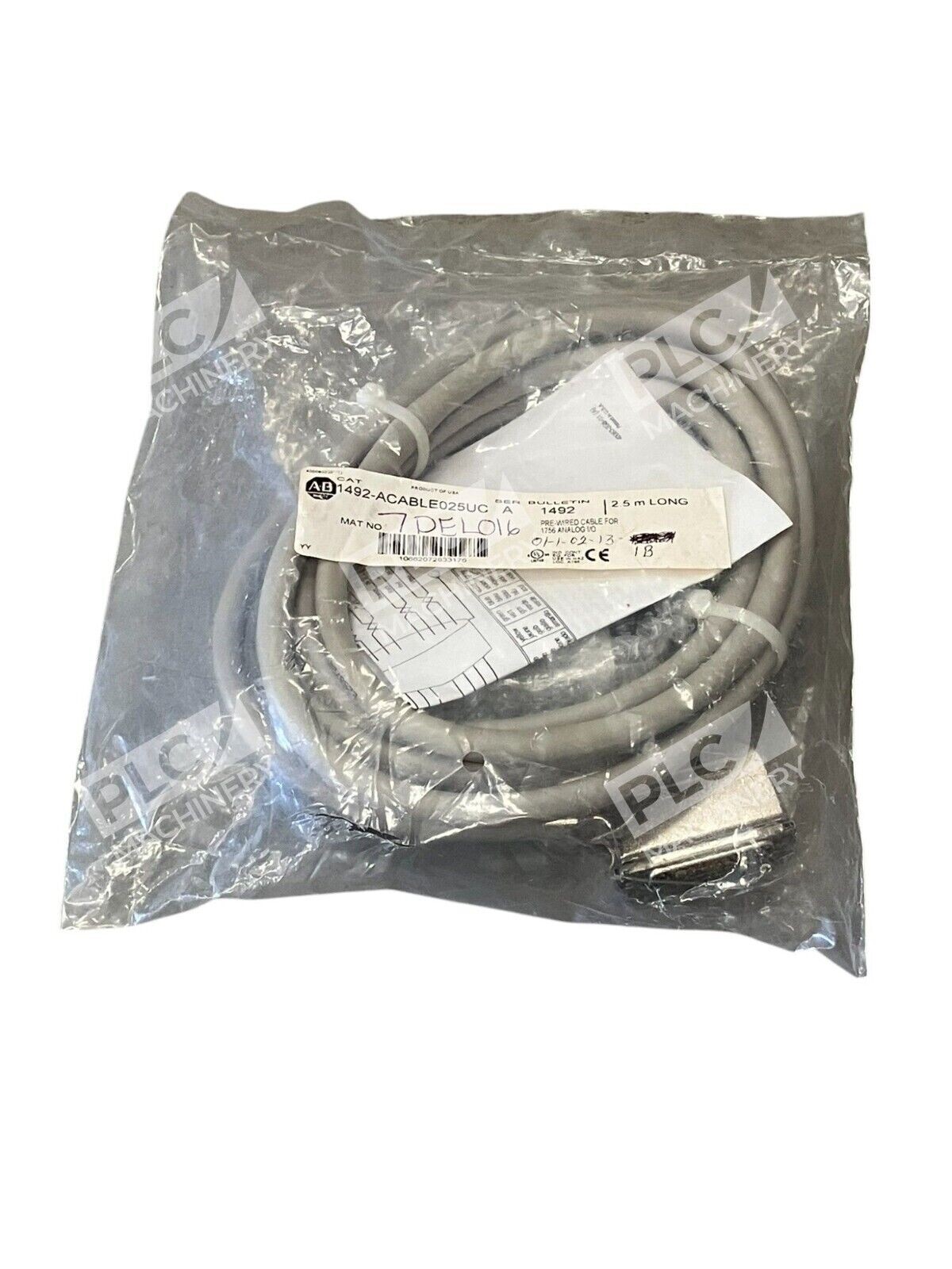 Allen Bradley 1492-ACABLE025UC /A - Allen Bradley 2.5m Analog Cable Connection Products 1492-ACA
