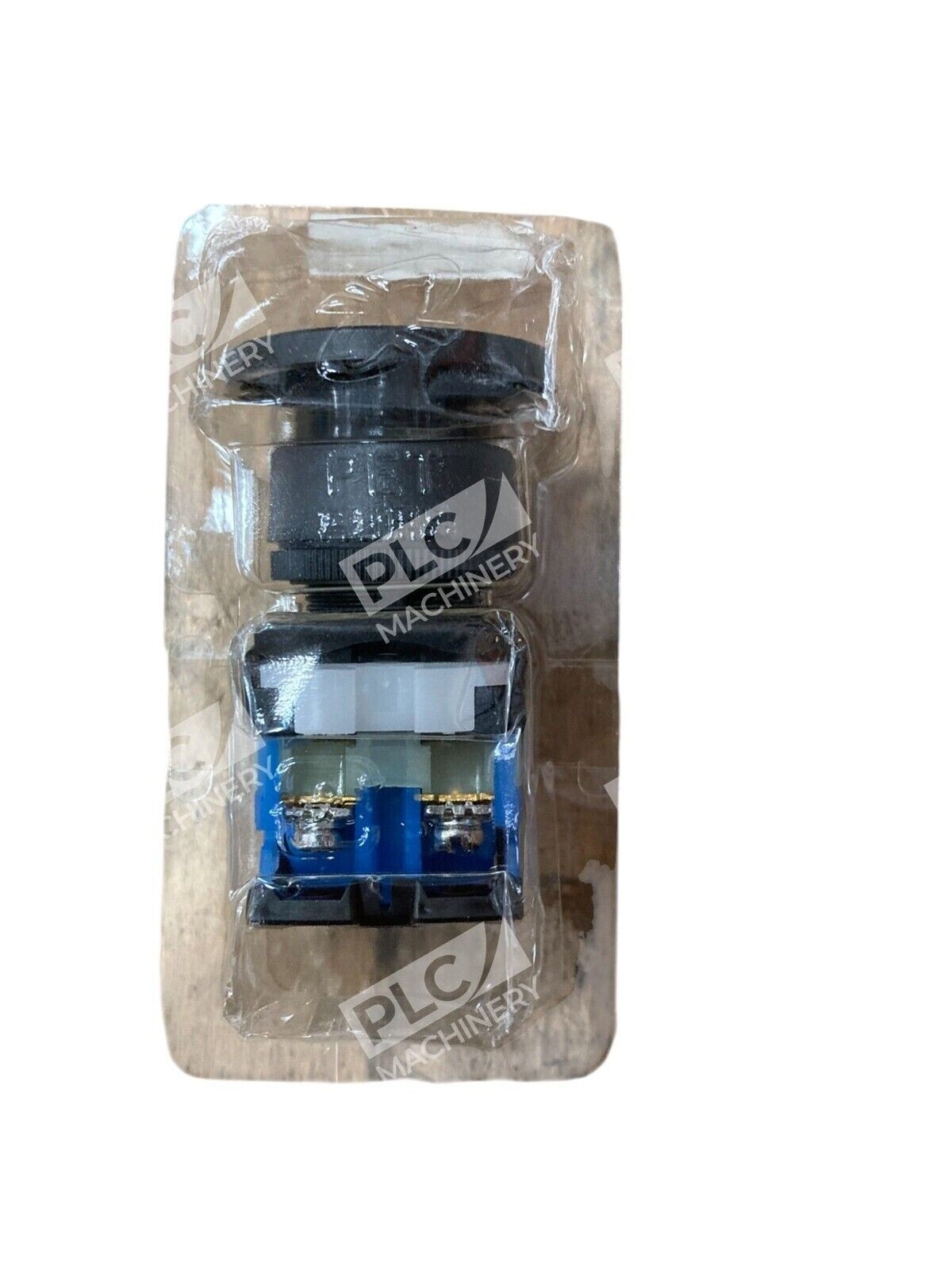 Fuji Electric Black Push Button AR22M0R - Image 3