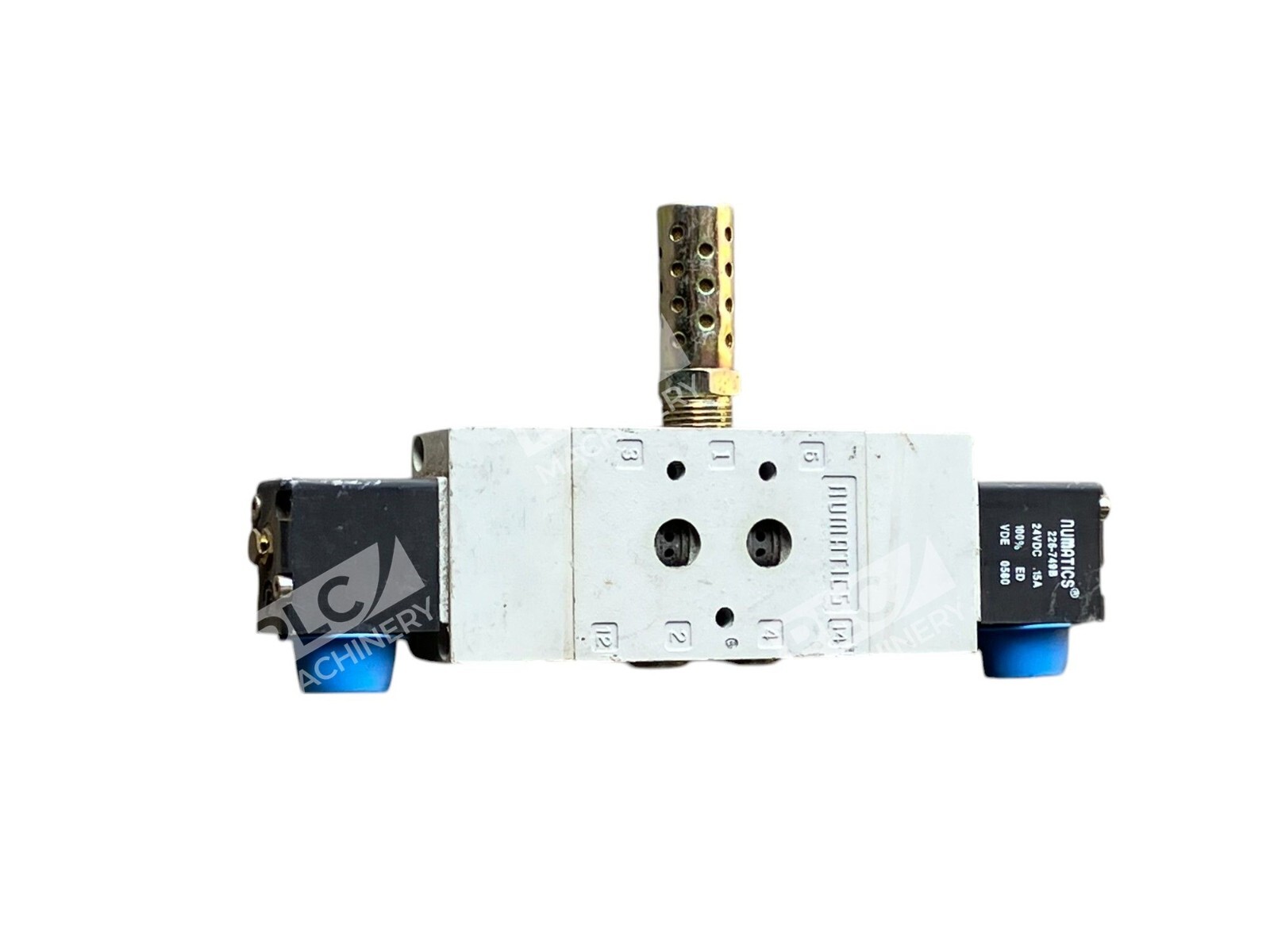 Numatics 226-749B Solenoid Valve with 2 24VDC .15A 100% ED VDE 0580 - Image 2