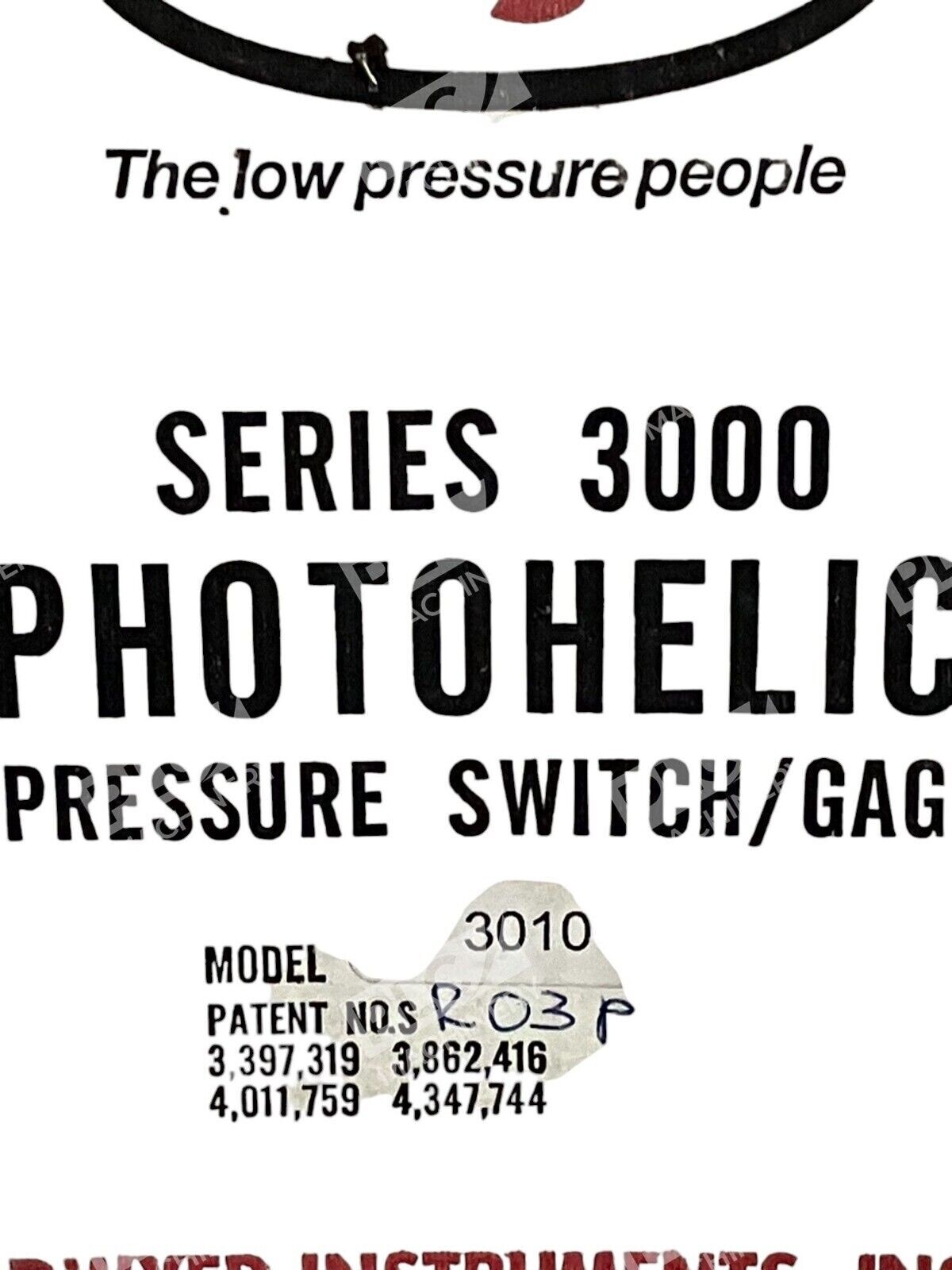Dwyer Instruments Series 3000 Photohelic Pressure Switch Gage Model 3010 - Image 4