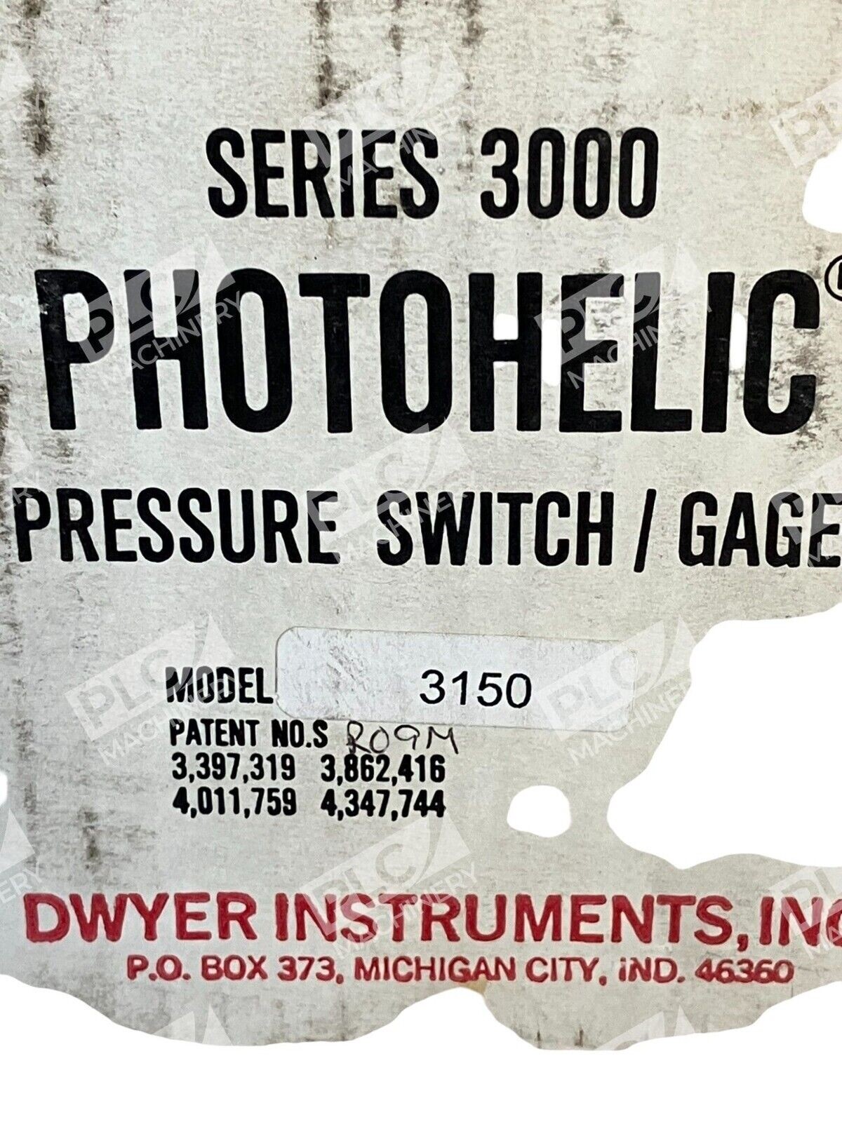 Dwyer Instruments Series 3000 Photohelic Pressure Switch Gauge Model 3150 NIB - Image 4