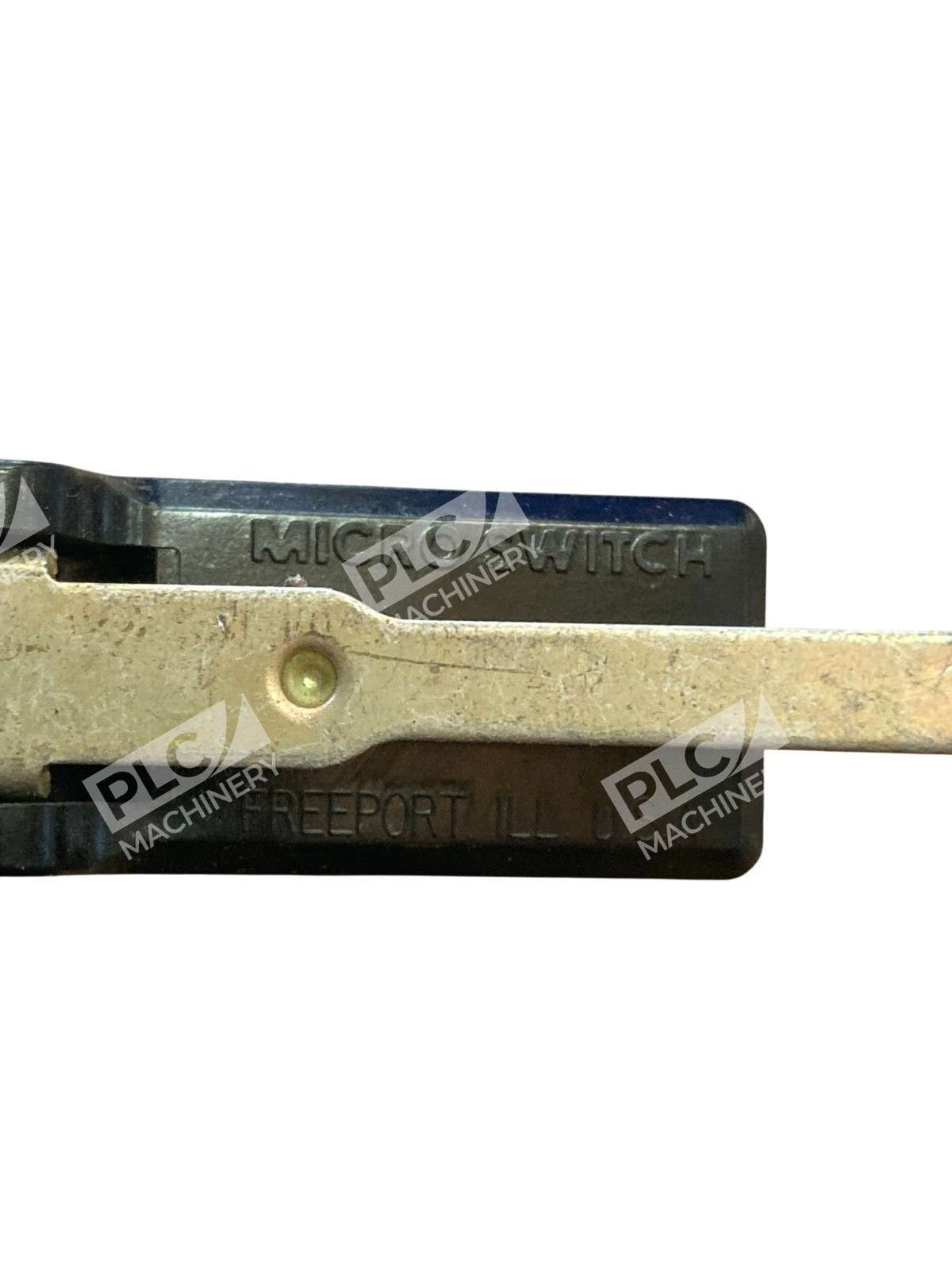 Honeywell BA-2RV2-A2 Micro Switch SPDT Roller Lever 480VAC Snap-Action - Image 6