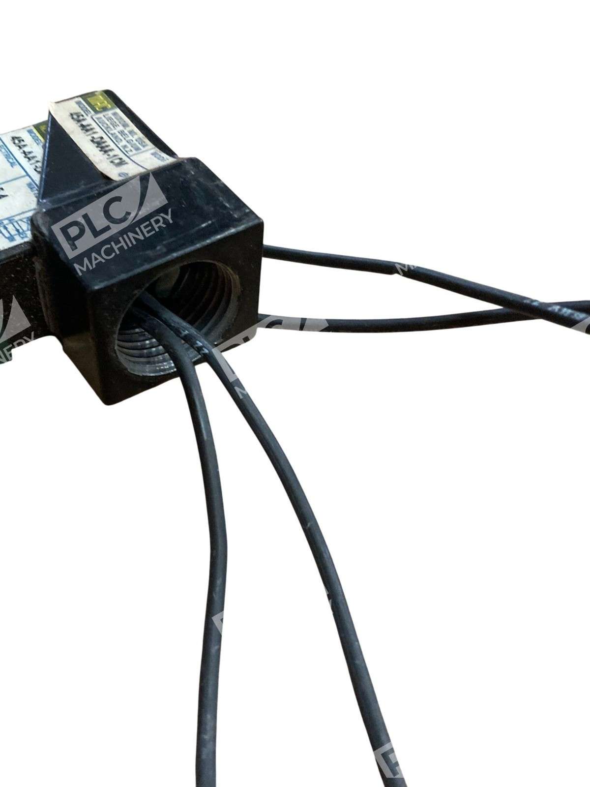 MAC Valves 45A-AA1-DAAA-1CM 4-Way Solenoid Valve 120VAC 1/8 NPT - Image 3