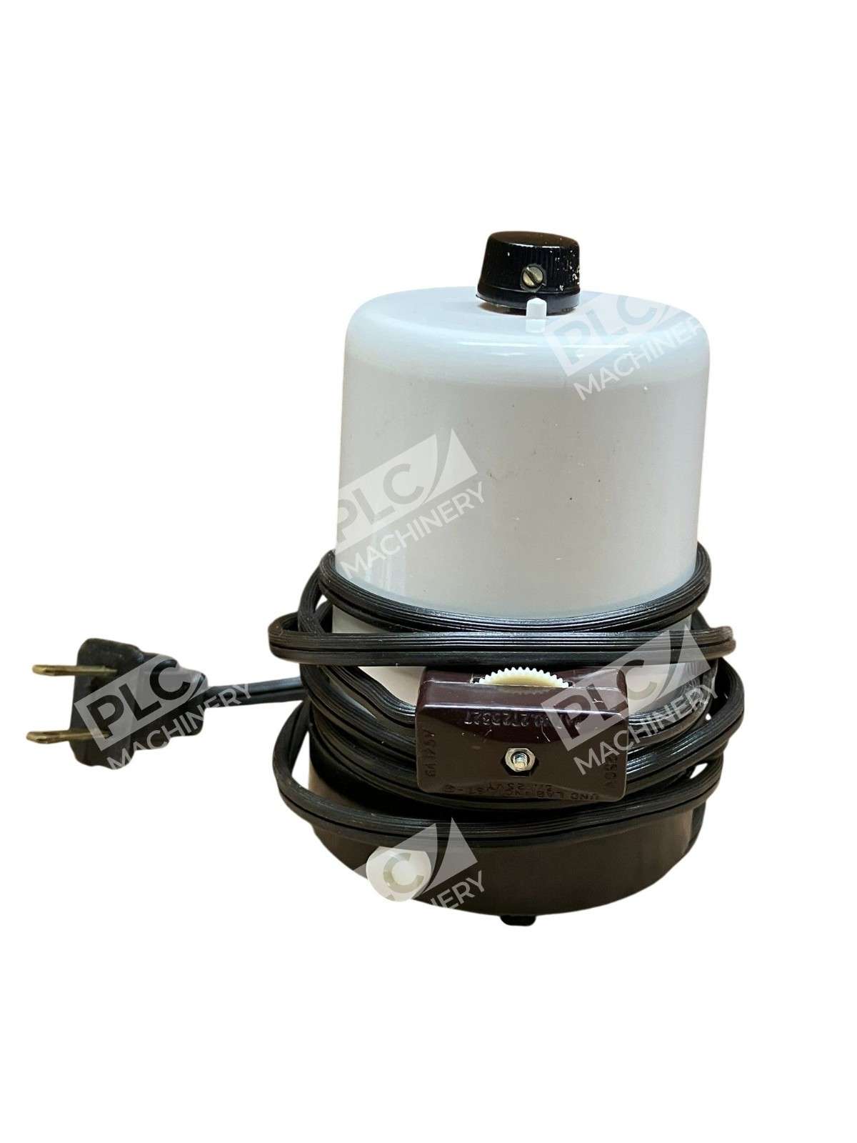 Lightweight Compact Electric Vacuum Pump 60 Cycles 115V 2W Model No. 1 - Image 4