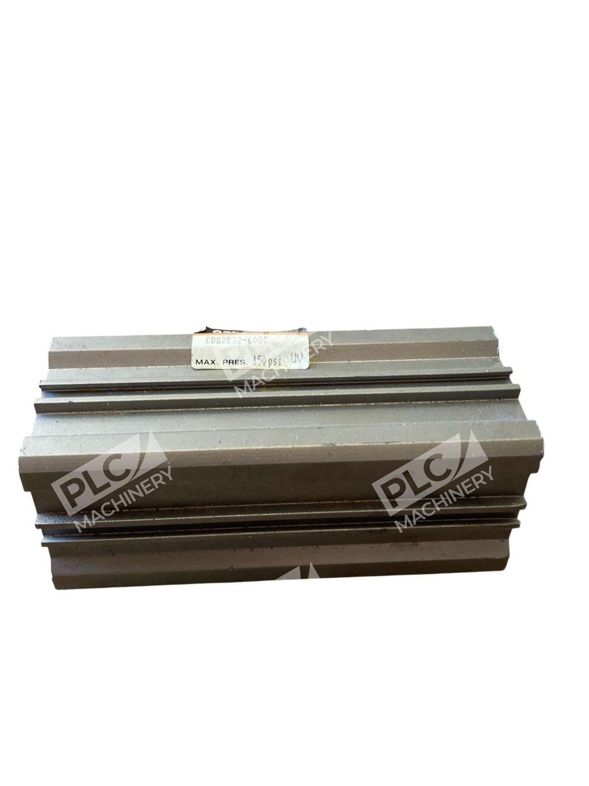 SMC CDQ2B32-60DC PNEUMATIC CYLINDER - Image 9