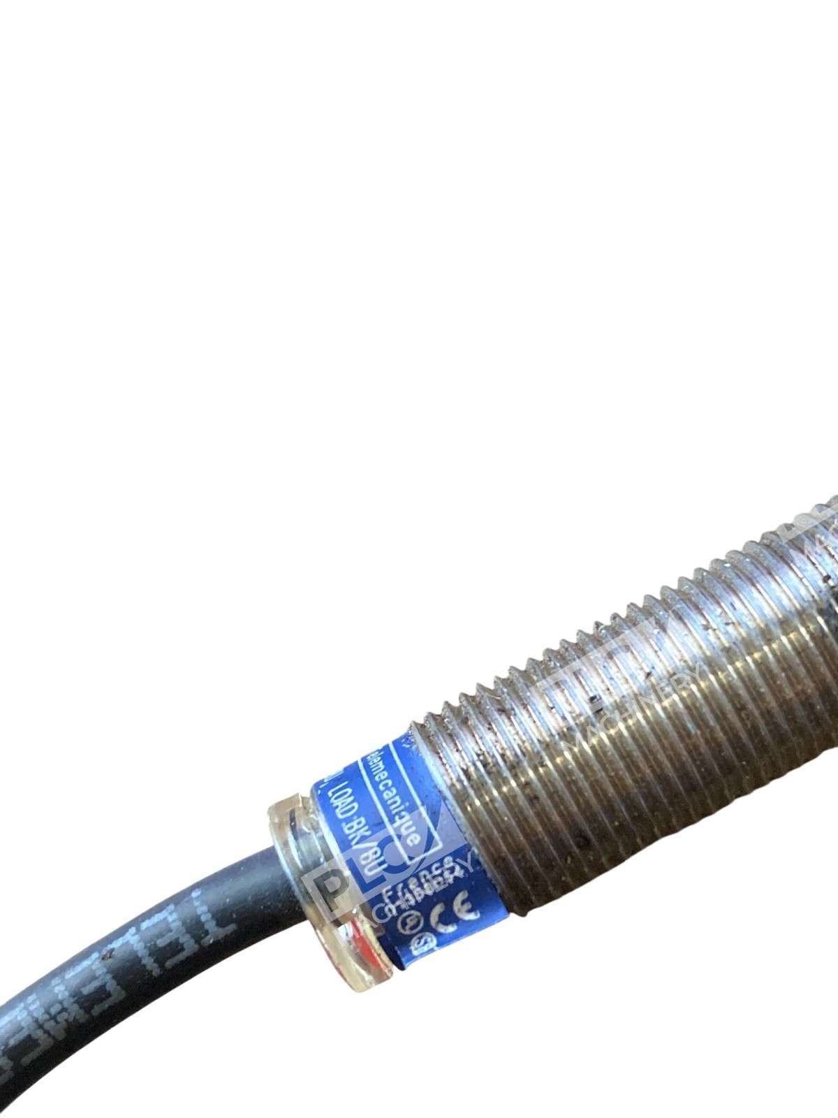Telemecanique XS1M12PA371 proximity sensor - Image 12