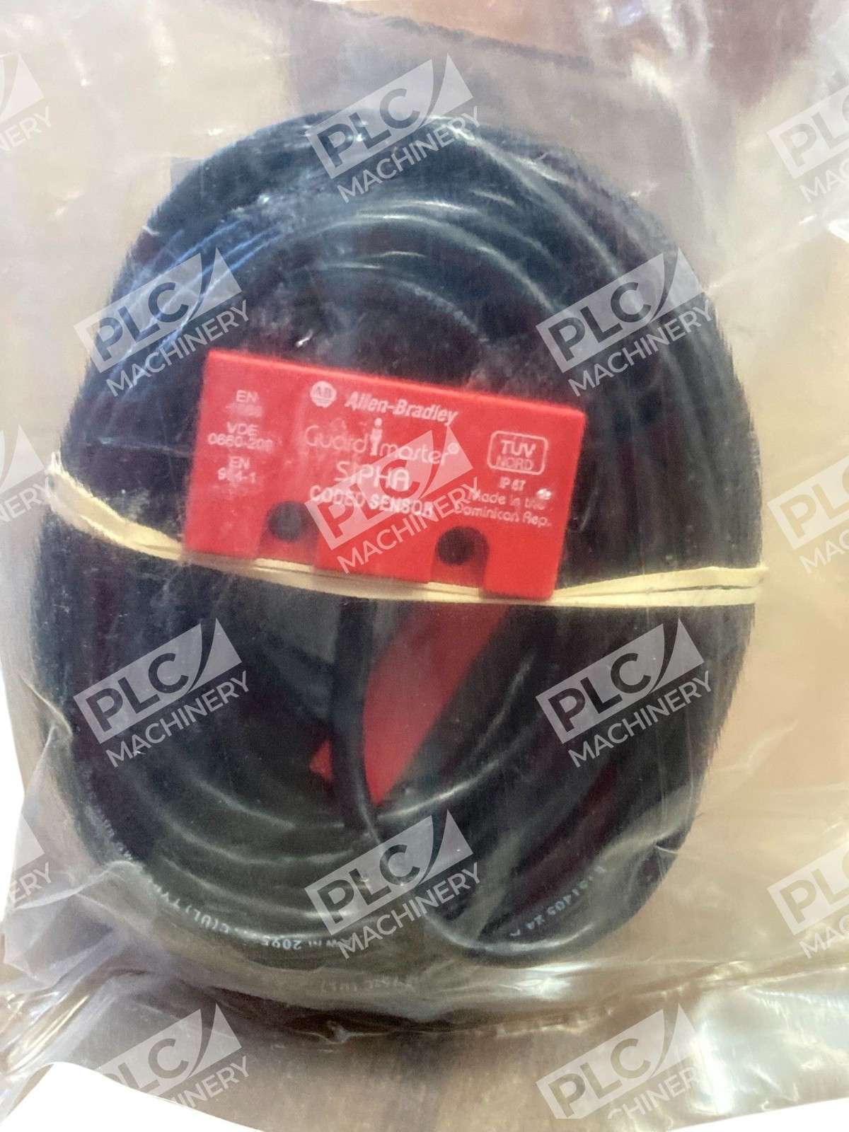Allen Bradley 440N-S32032 Guardmaster Sipha Non-Contact Switch Series B Rockwell - Image 4