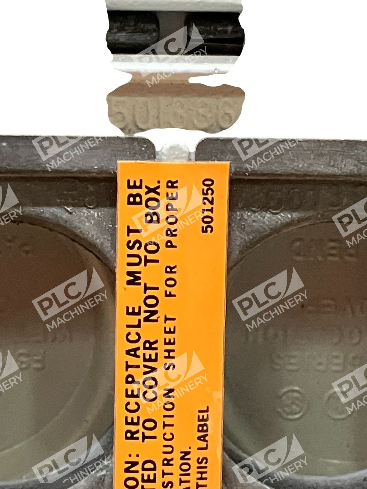 501250 - Appleton - Company 2 Hole Receptacle Cover - Image 4