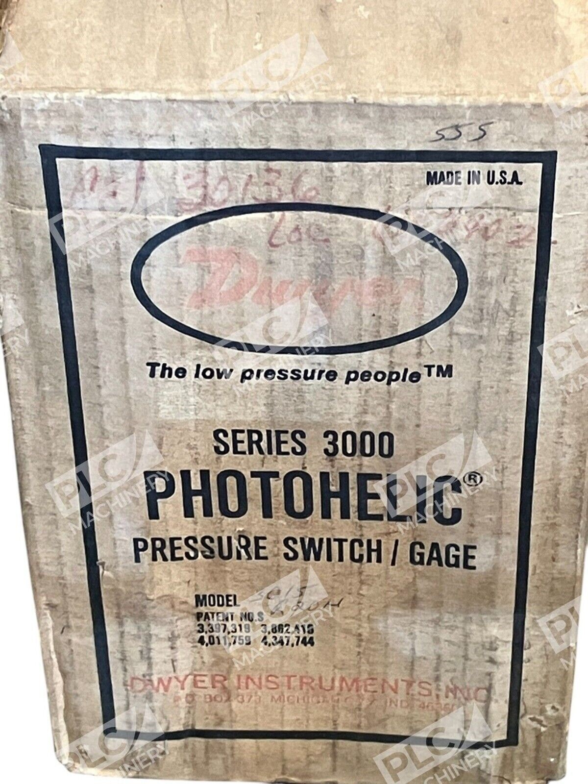 Dwyer Instruments Series 3000 Photohelic Pressure Switch Gage Model 3015 - Image 3