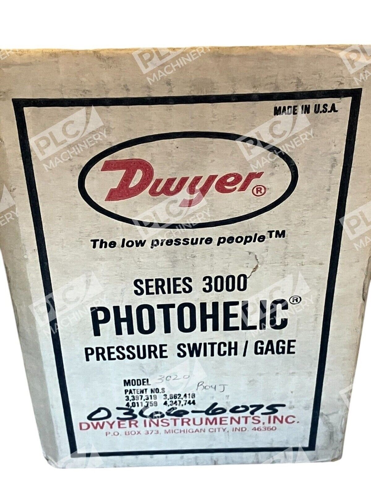 Dwyer Instruments Model 3020 - Dwyer Instruments Series 3000 Photohelic Pressure Switch Gau