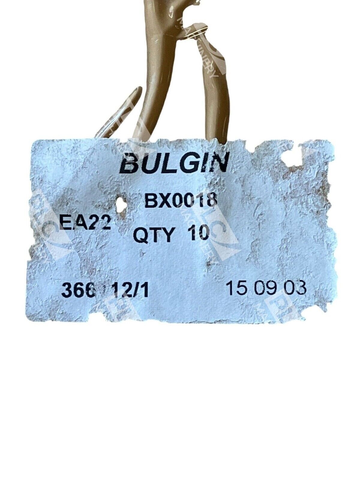 Bulgin BX0018 - Bulgin D Size Panel Mount Battery Holder 3 Cell BX0018 (Box