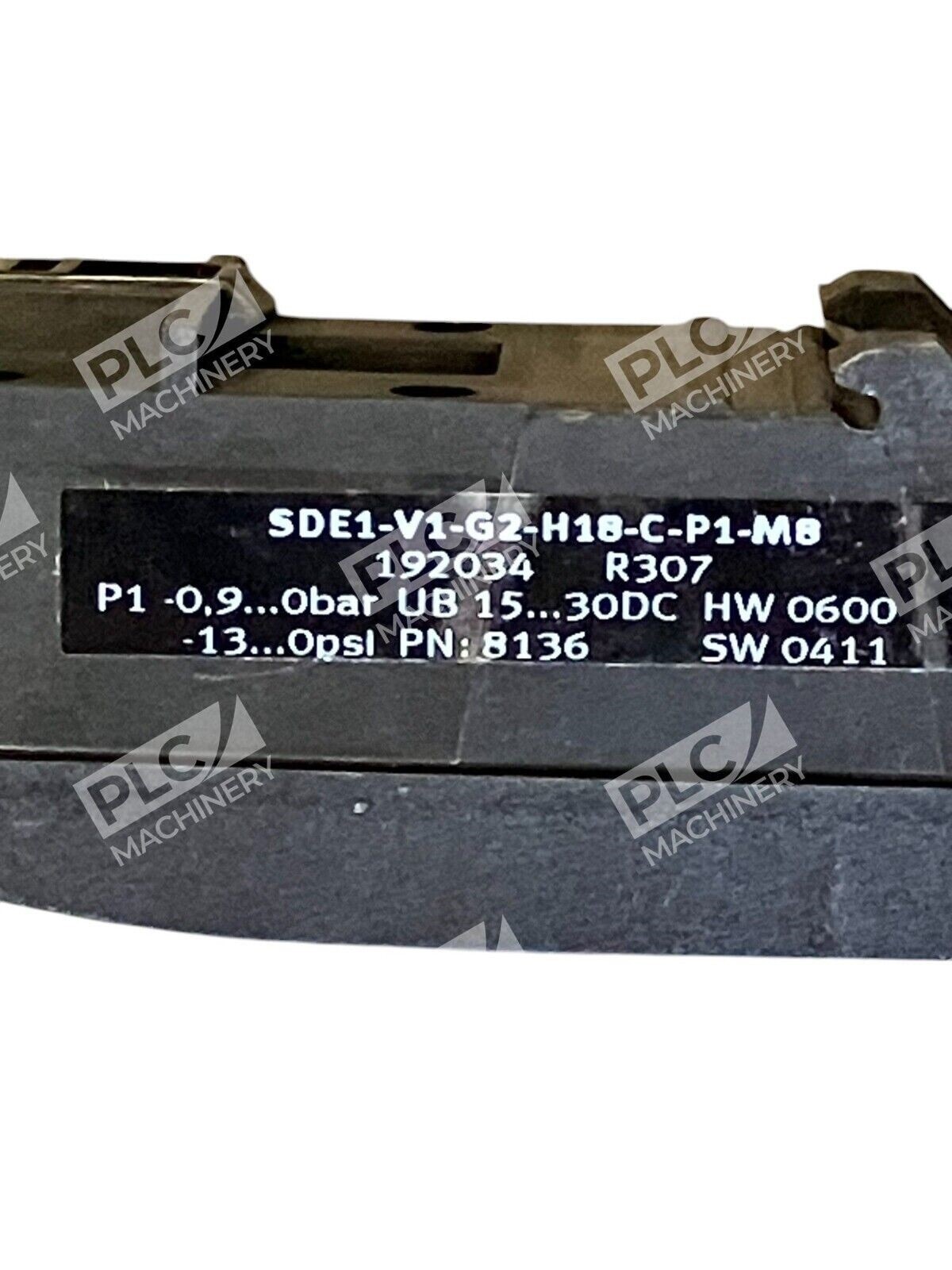 Festo 192034 R307 Pressure Sensor W/ Digital Display SDE1-V1-G2-H18-C-P1-M8 - Image 4