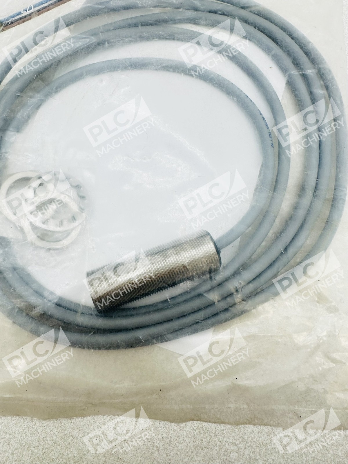 Allen Bradley 871TM-M10NN18-A2 Inductive Proximity Sensor Ser B - Image 6