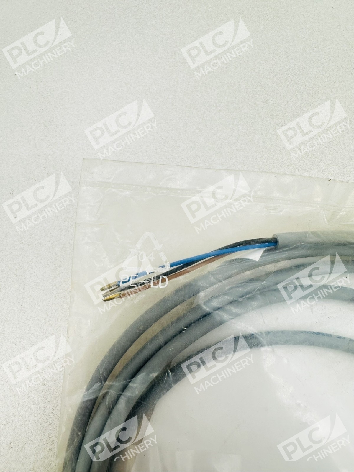 Allen Bradley 871TM-M10NN18-A2 Inductive Proximity Sensor Ser B - Image 8