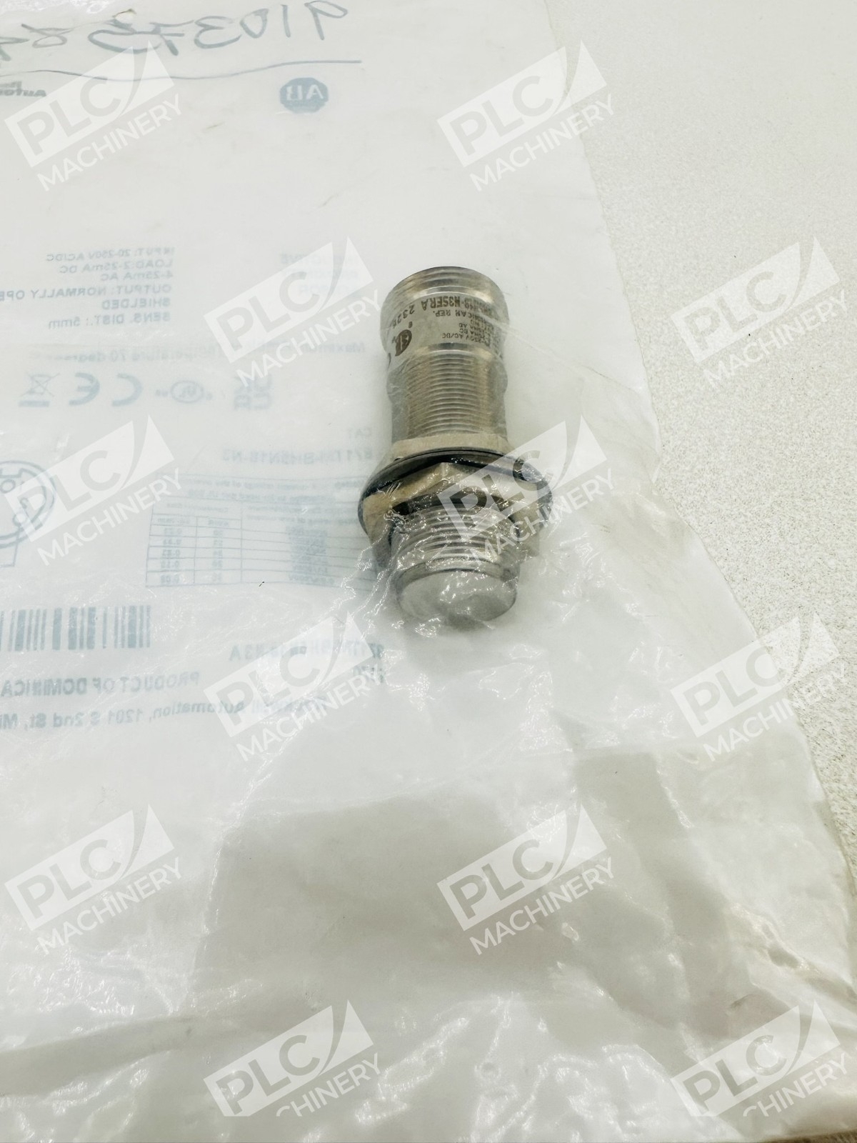 Allen Bradley 871TM-BH5N18-N3 Inductive Proximity Sensor Ser A - Image 8