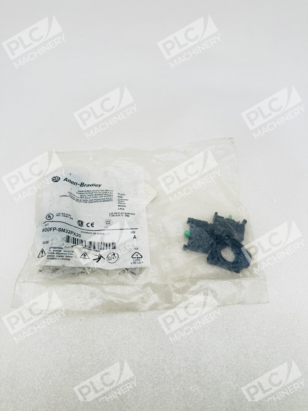 Allen Bradley 800FP-SM32PX20 Maintained Selector Switch Ser A - Image 2