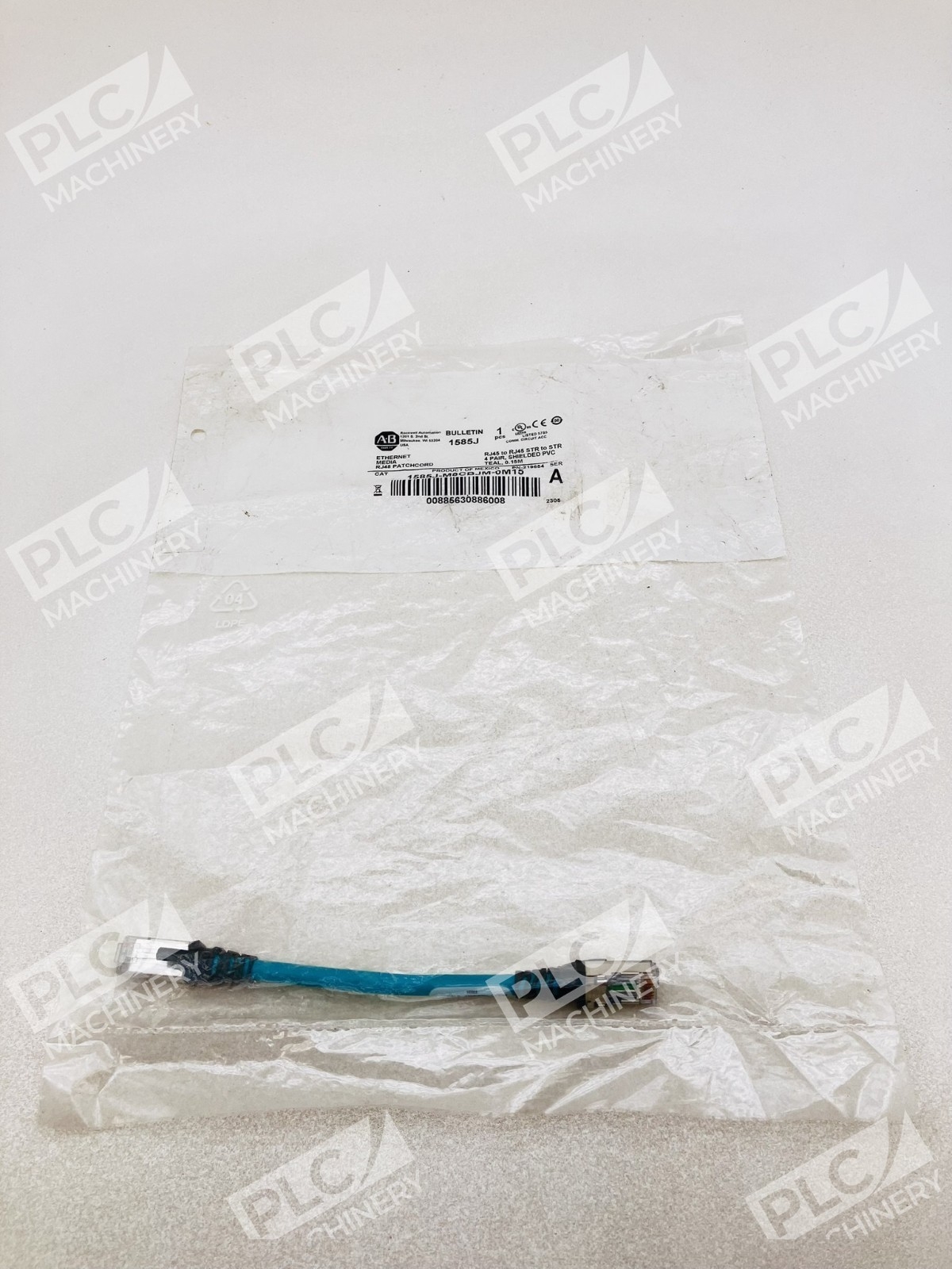 Allen Bradley 1585J-M8CBJM-0M15 Ethernet Media RJ45 Patch Cord 0.15m Ser A