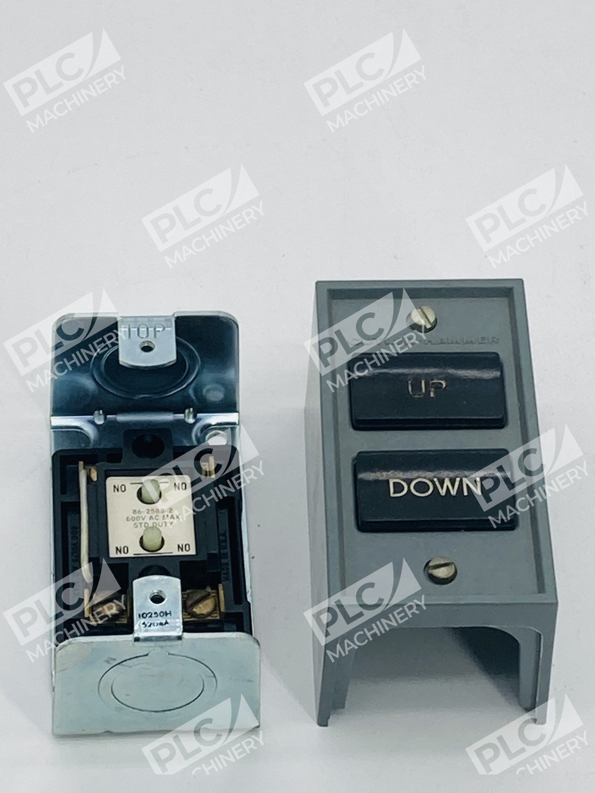Eaton Cutler-Hammer 10250H5204A Standard Duty Pushbutton Station - Image 7