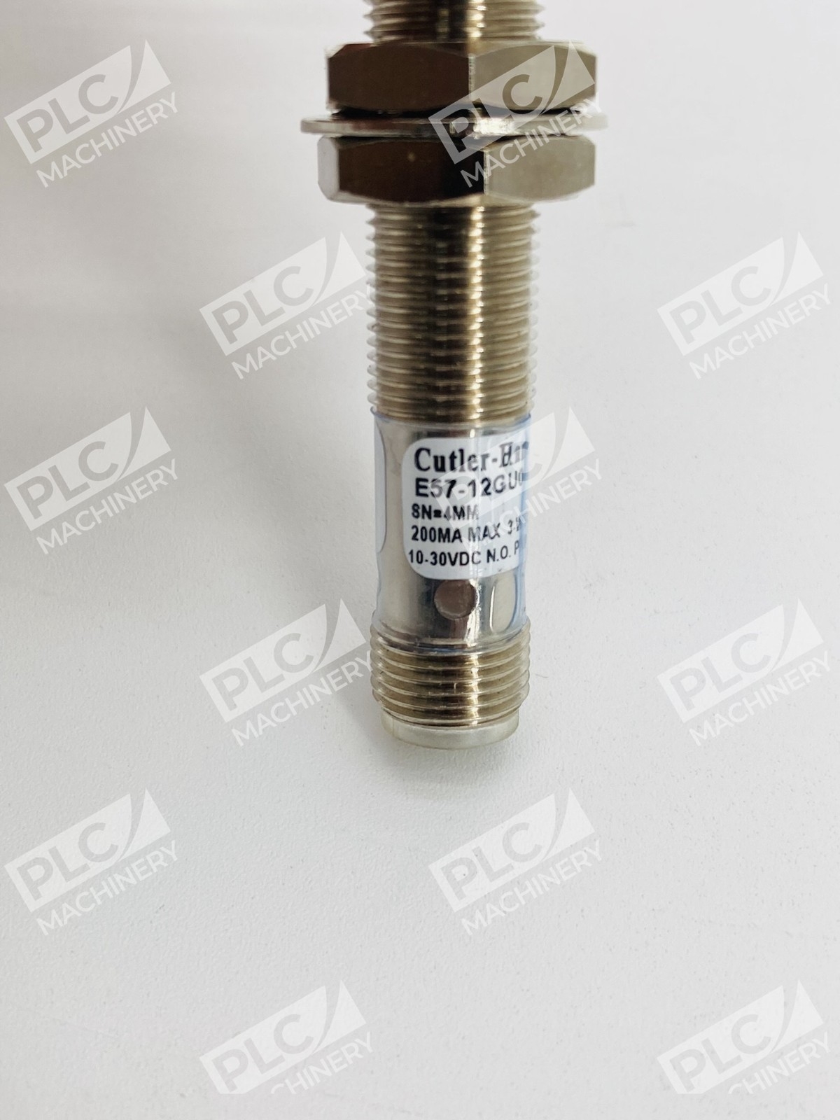 Eaton E57-12GU04-GDB Inductive Proximity Sensor 3-Wire 4mm Ser B - Image 6