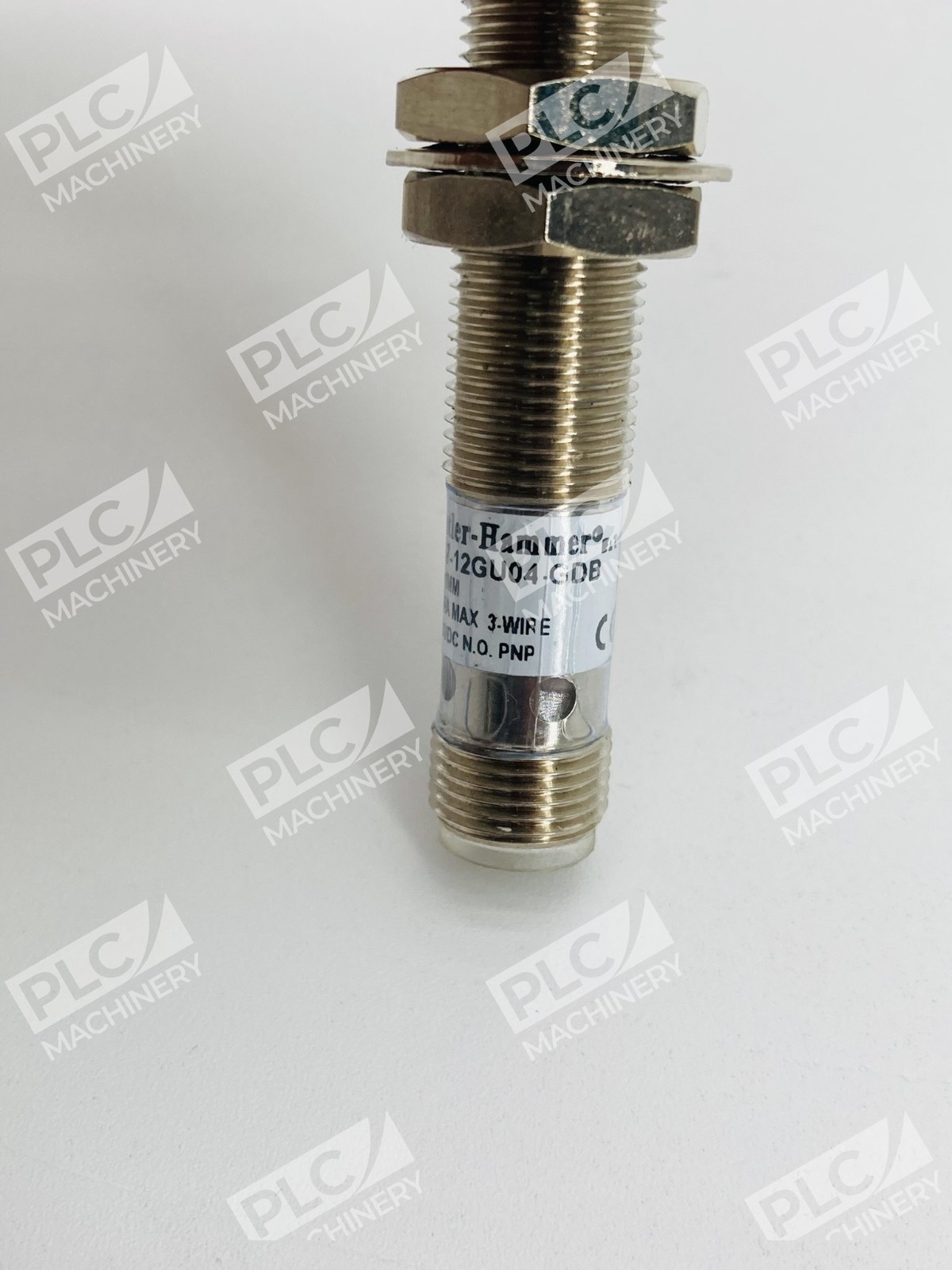 Eaton E57-12GU04-GDB Inductive Proximity Sensor 3-Wire 4mm Ser B - Image 9