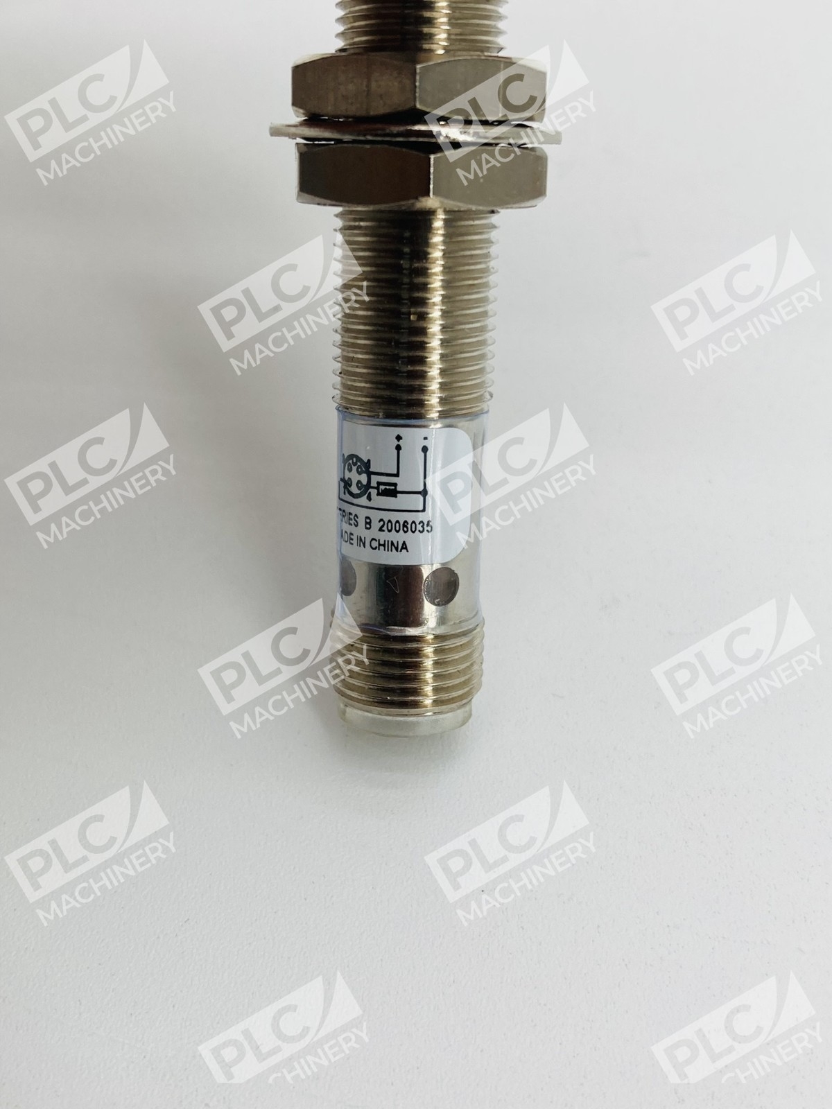 Eaton E57-12GU04-GDB Inductive Proximity Sensor 3-Wire 4mm Ser B - Image 13