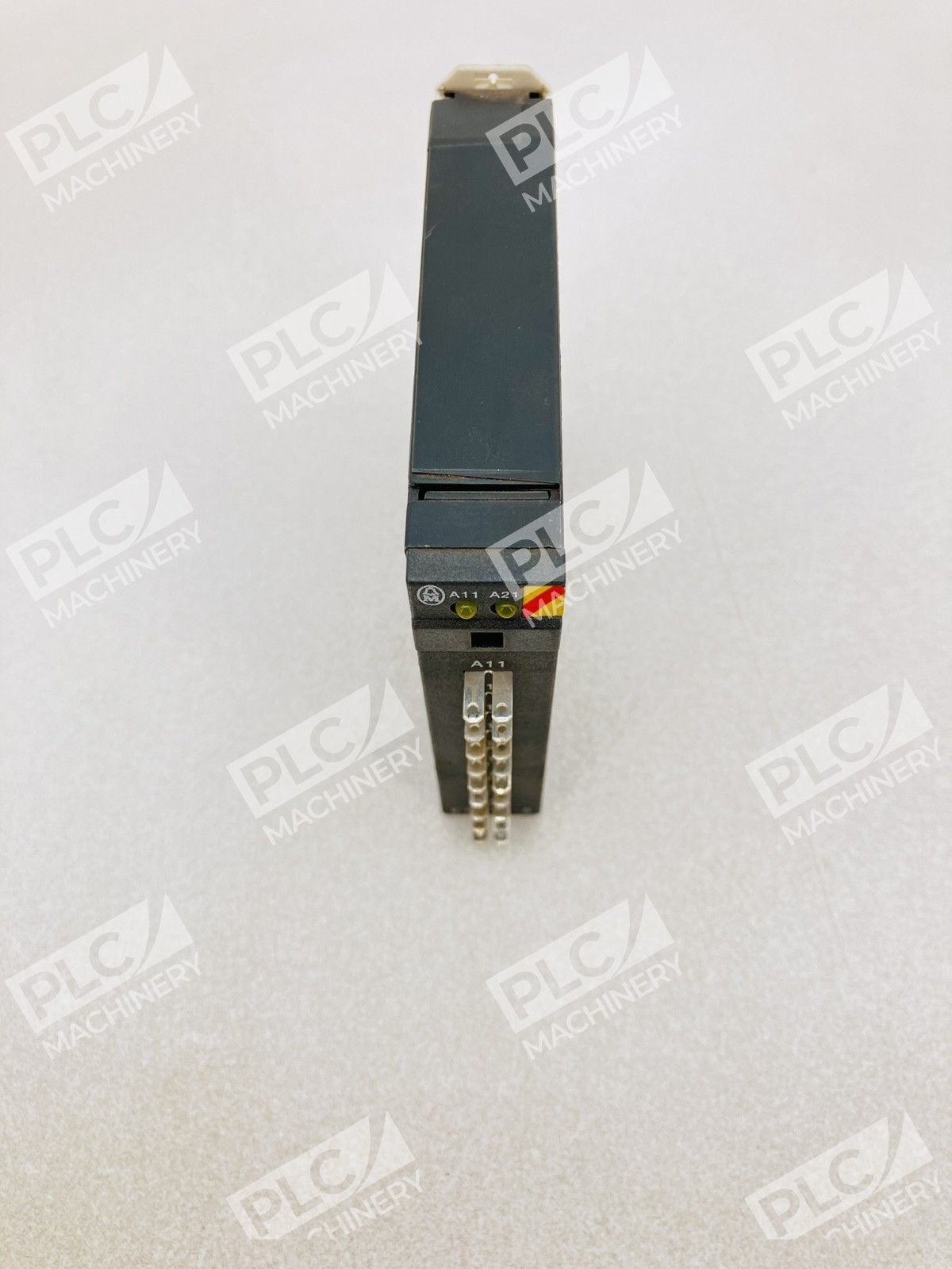 Klöckner-Moeller ETS V1-2 Relay Amplifier Module - Image 9