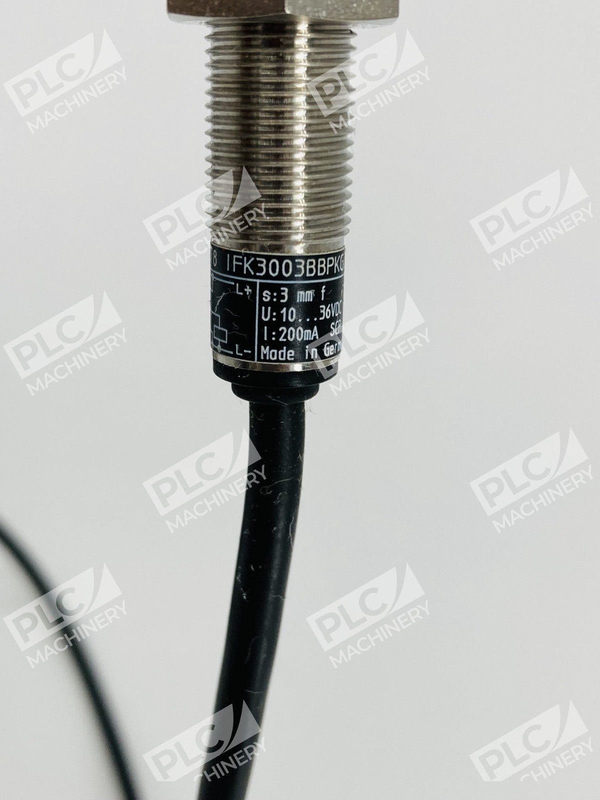 IFM Efector IF5878 Inductive Proximity Sensor 6m Cable IFK3003BBPKG/V4A/6M - Image 9