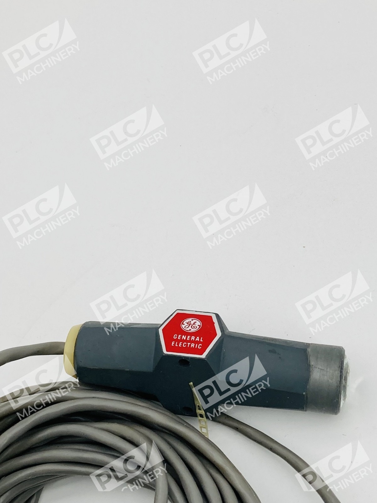 General Electric 3S7505SS520B6 Photoelectric Sensor 25ft Cable - Image 7