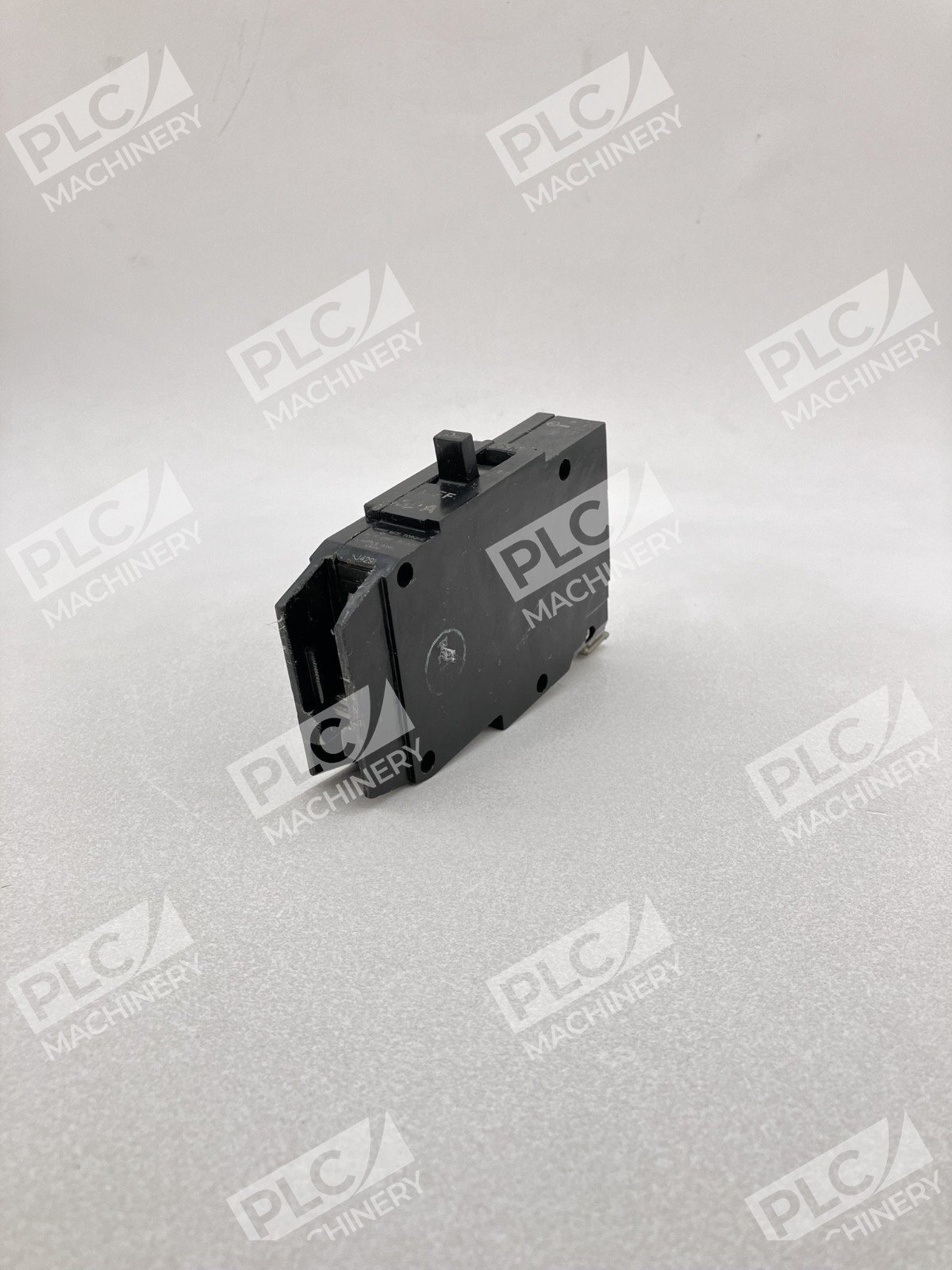 General Electric TEY120 1-Pole Bolt-On Circuit Breaker 20A Lots of 8 - Image 2
