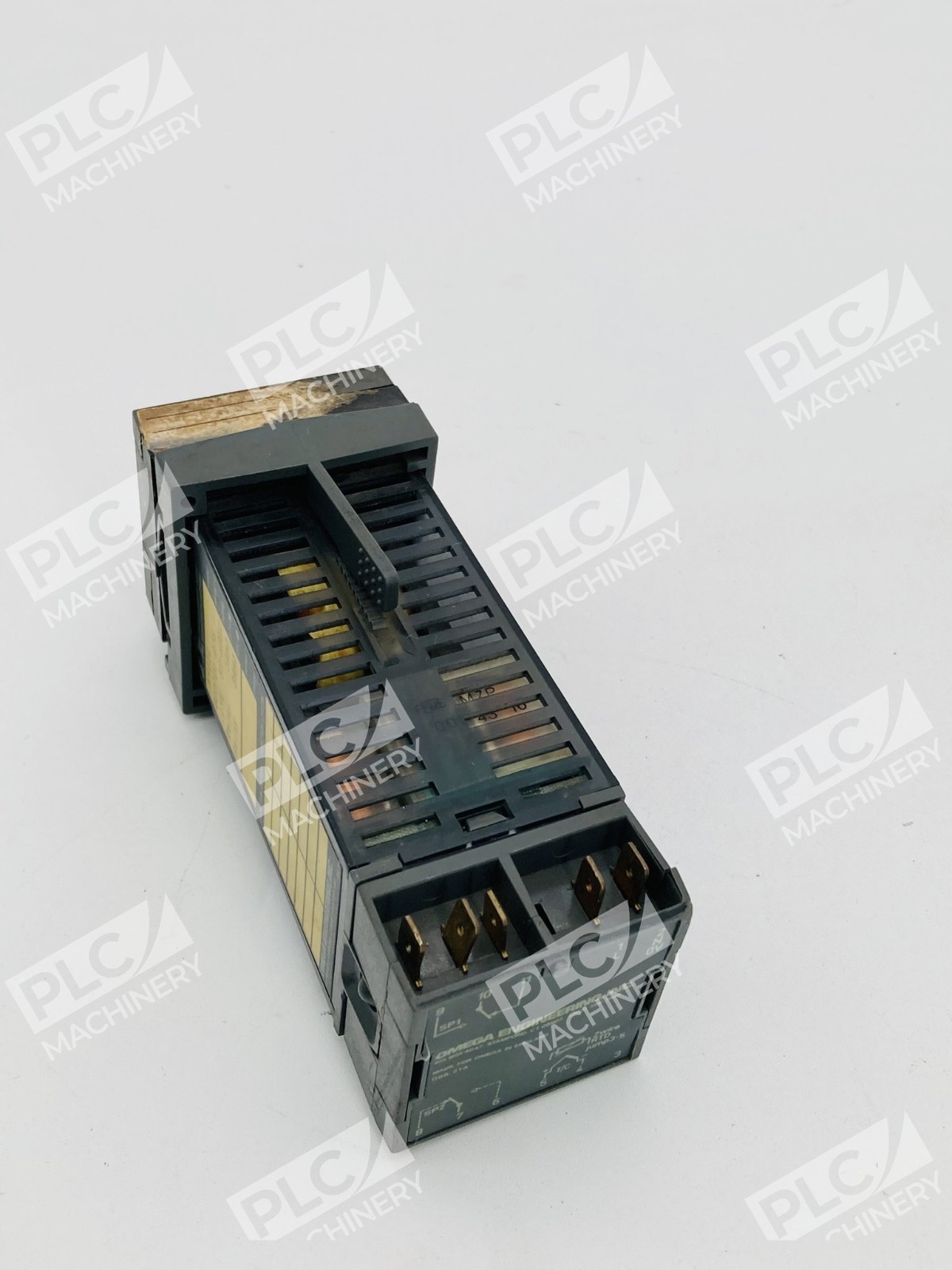 Omega Engineering CN9111 Digital Temperature Controller 115V - Image 8
